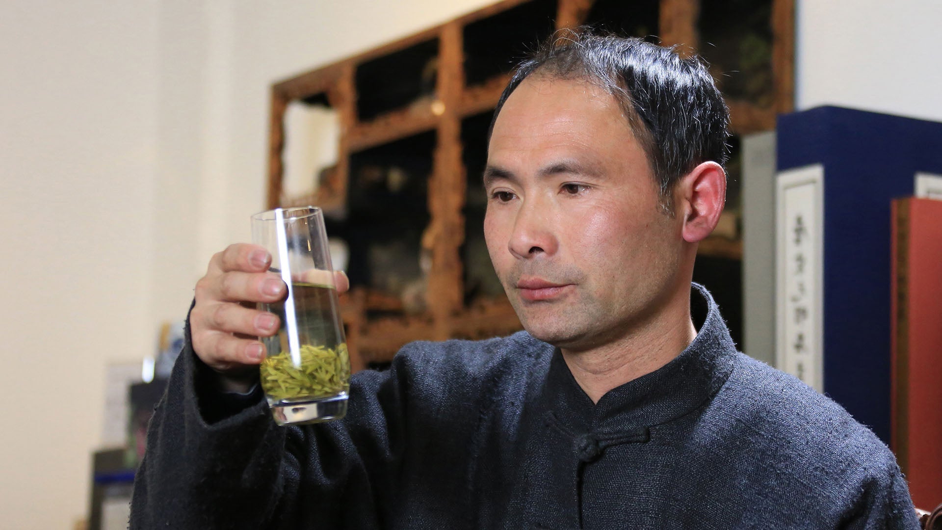 西湖龙井制作技艺非遗传承人 计昆荣