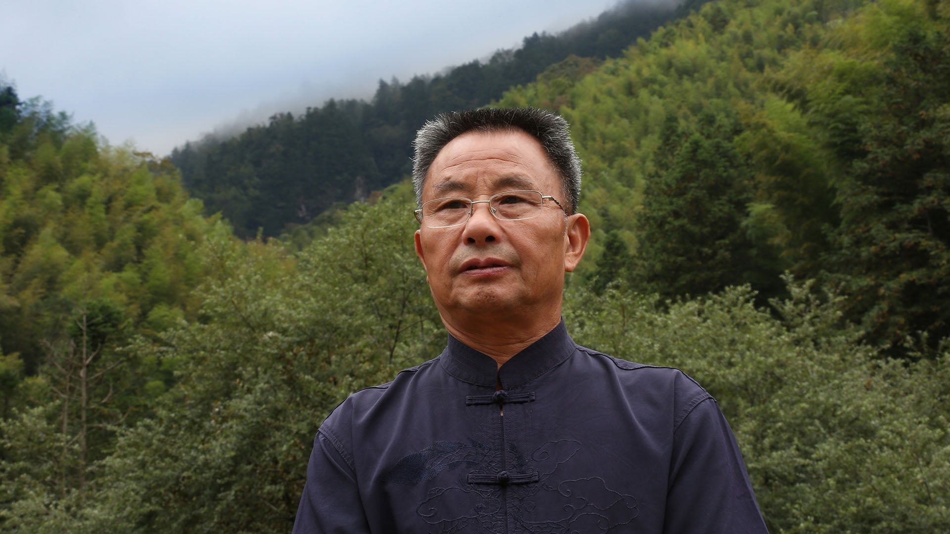 金骏眉创始人之一 制茶大师 梁骏德