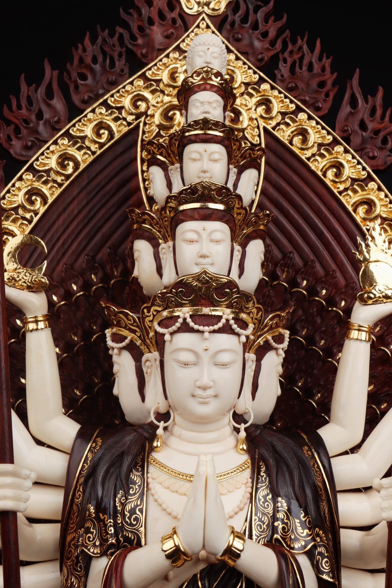 Eleven-faced, Thousand-armed, Thousand-eyed Avalokiteshvara Bodhisattva