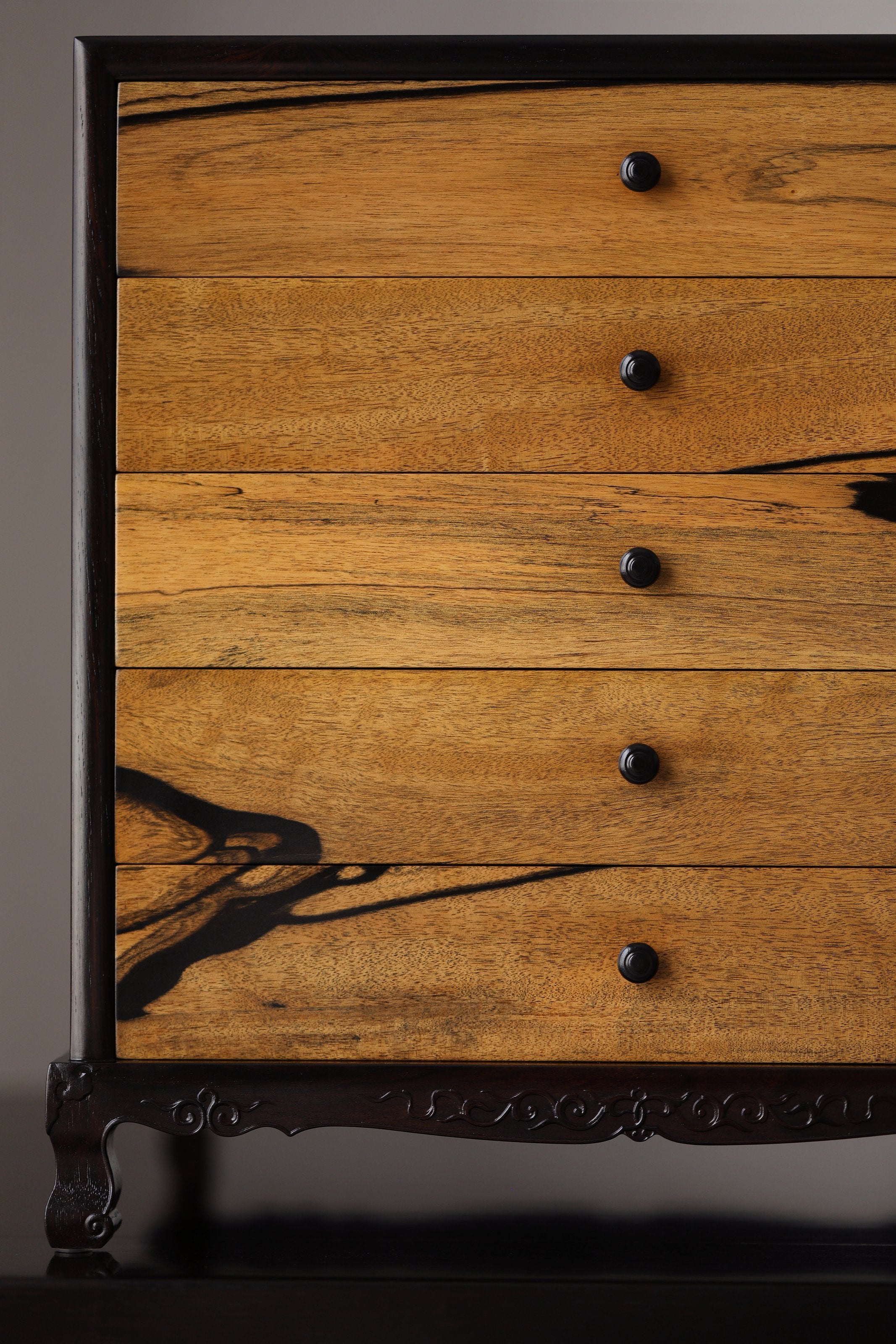 Purple sandalwood and black sandalwood sideboard for five-tiered tea set
