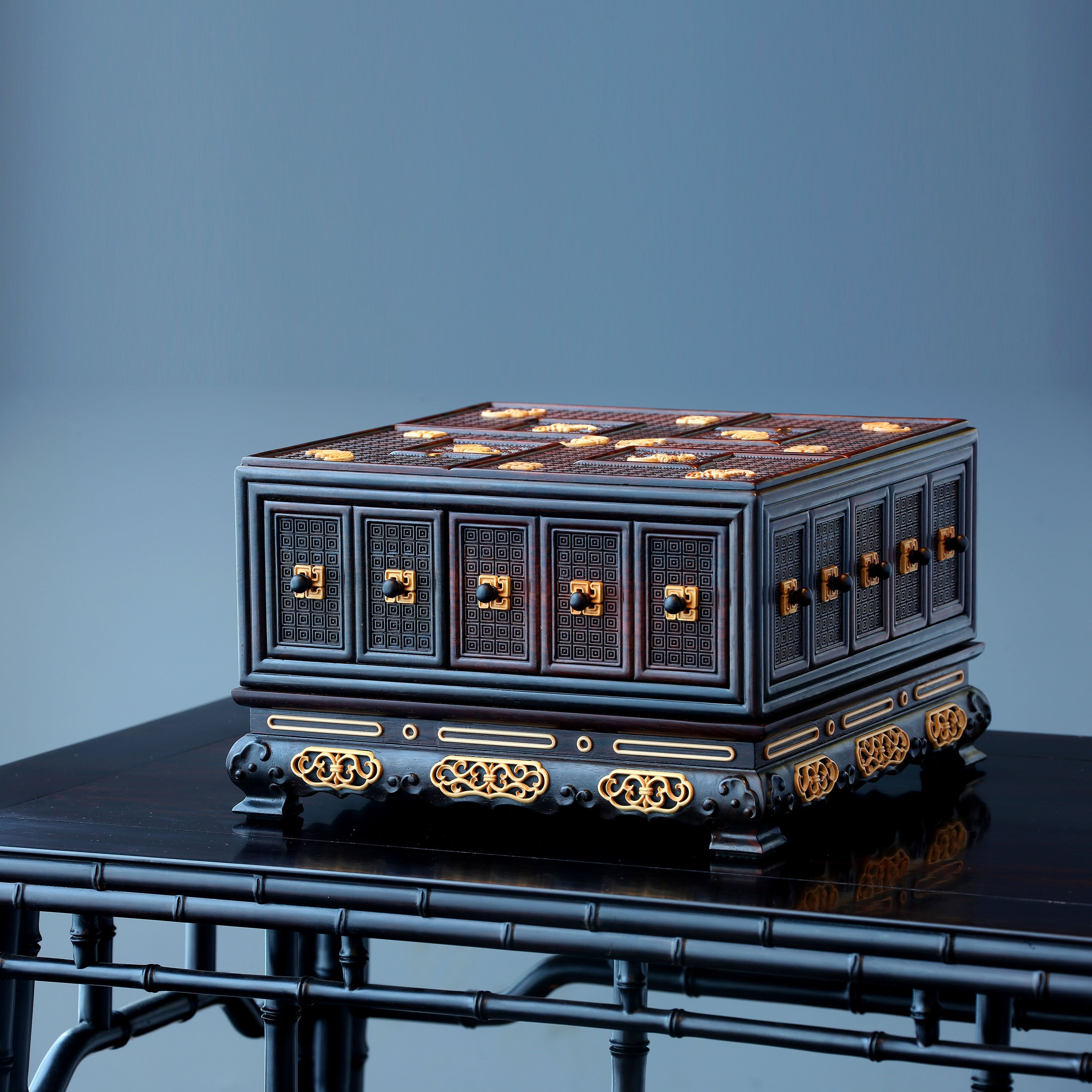 Grand Elegance Hall Treasure Box with Swastika Pattern and Abundant Blessings inlaid with Boxwood