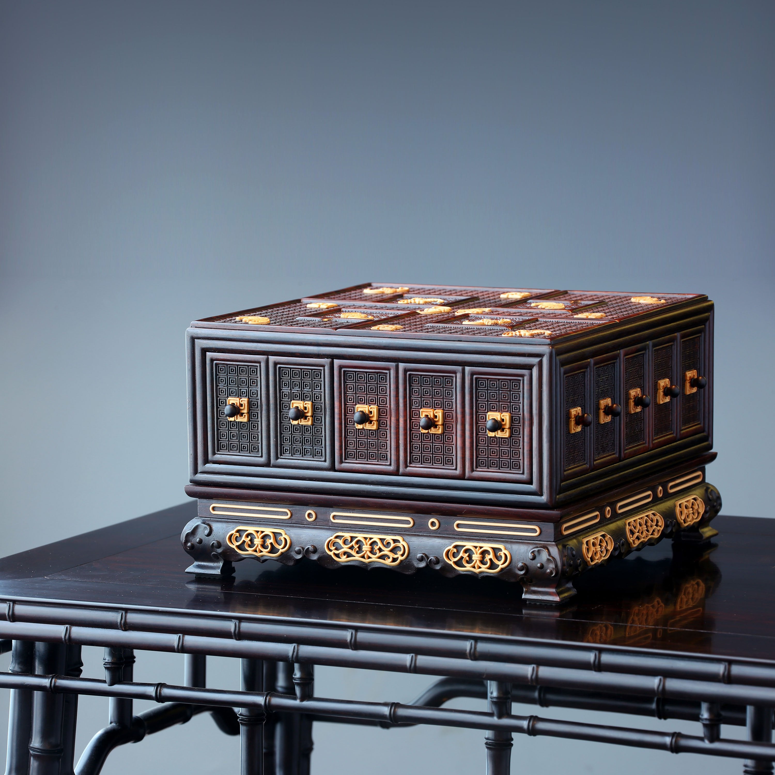 Grand Elegance Hall Treasure Box with Swastika Pattern and Abundant Blessings inlaid with Boxwood