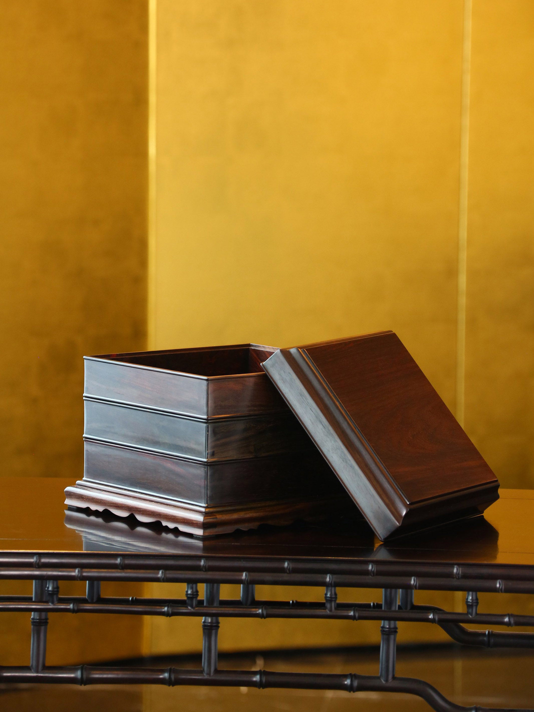 Four-layer Pu'er box