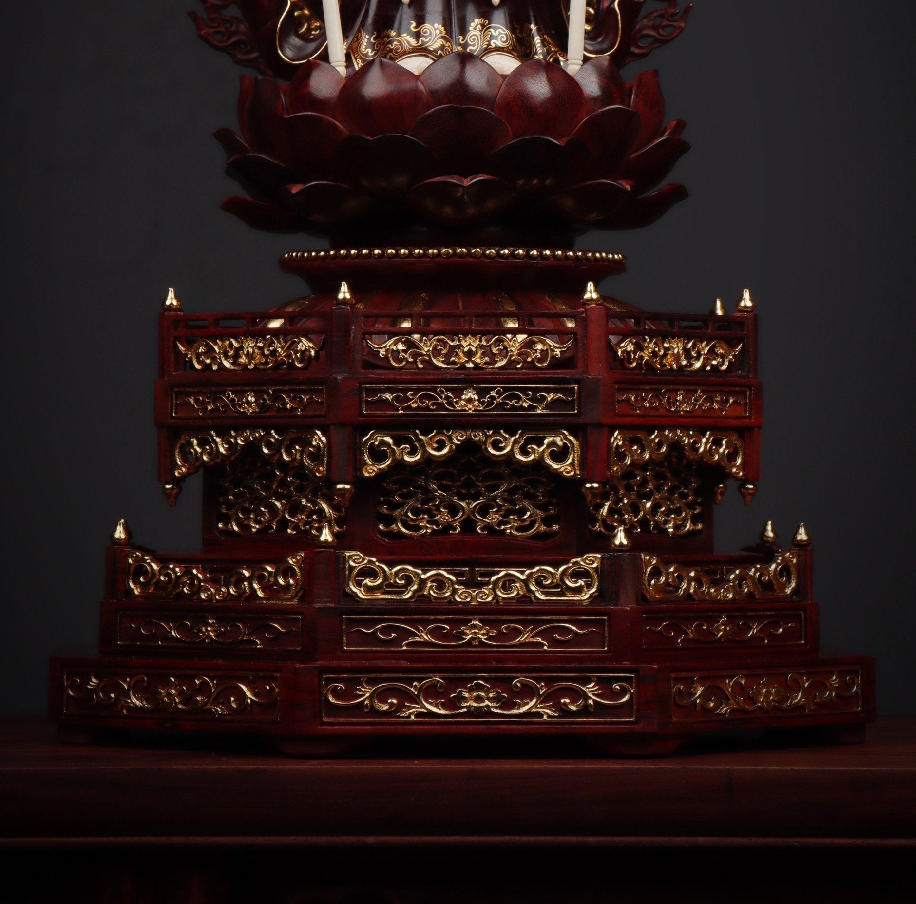 Eleven-faced, Thousand-armed, Thousand-eyed Avalokiteshvara Bodhisattva