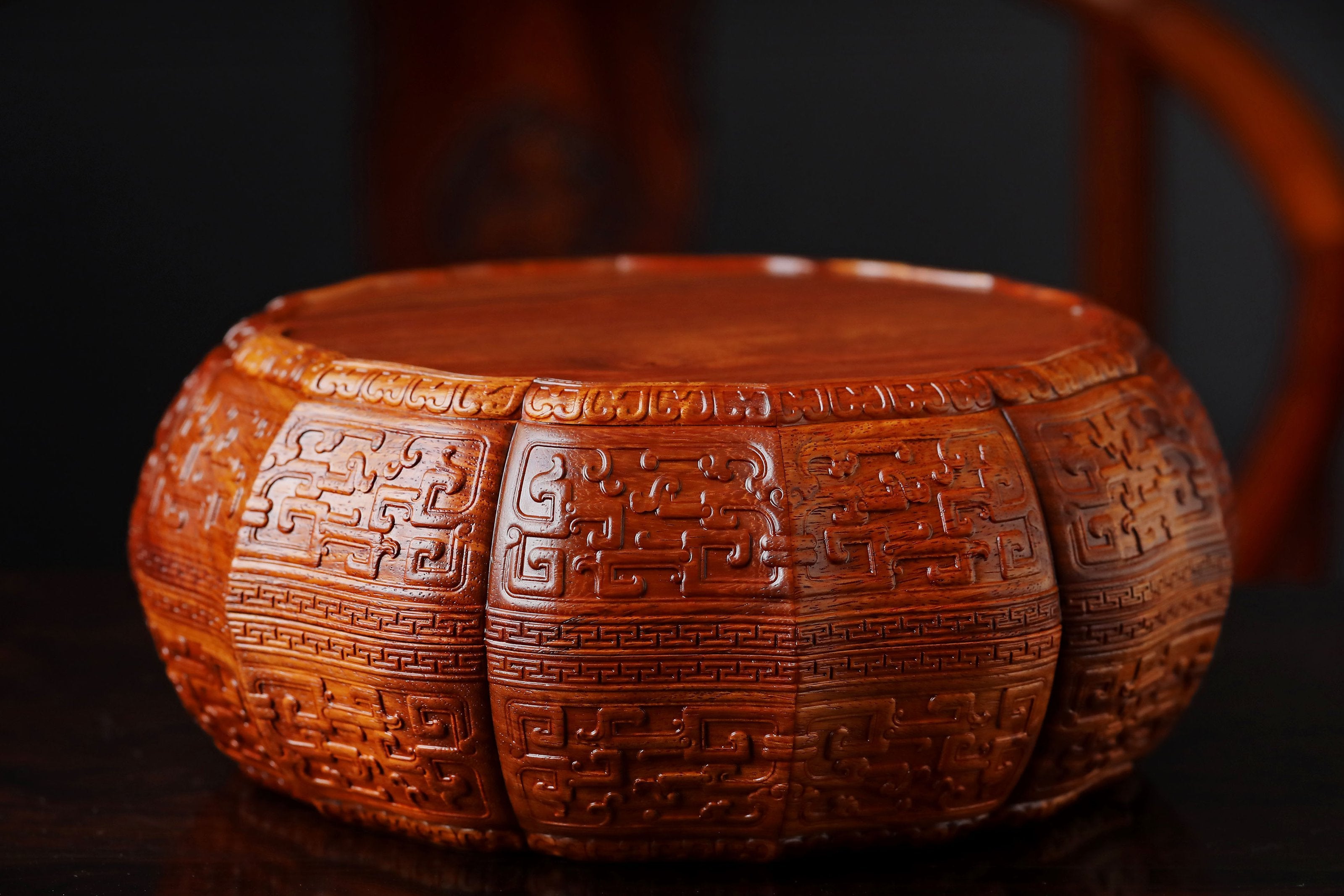 Purple sandalwood/Burmese carved twelve-cornered fruit box with a longevity sunflower shape