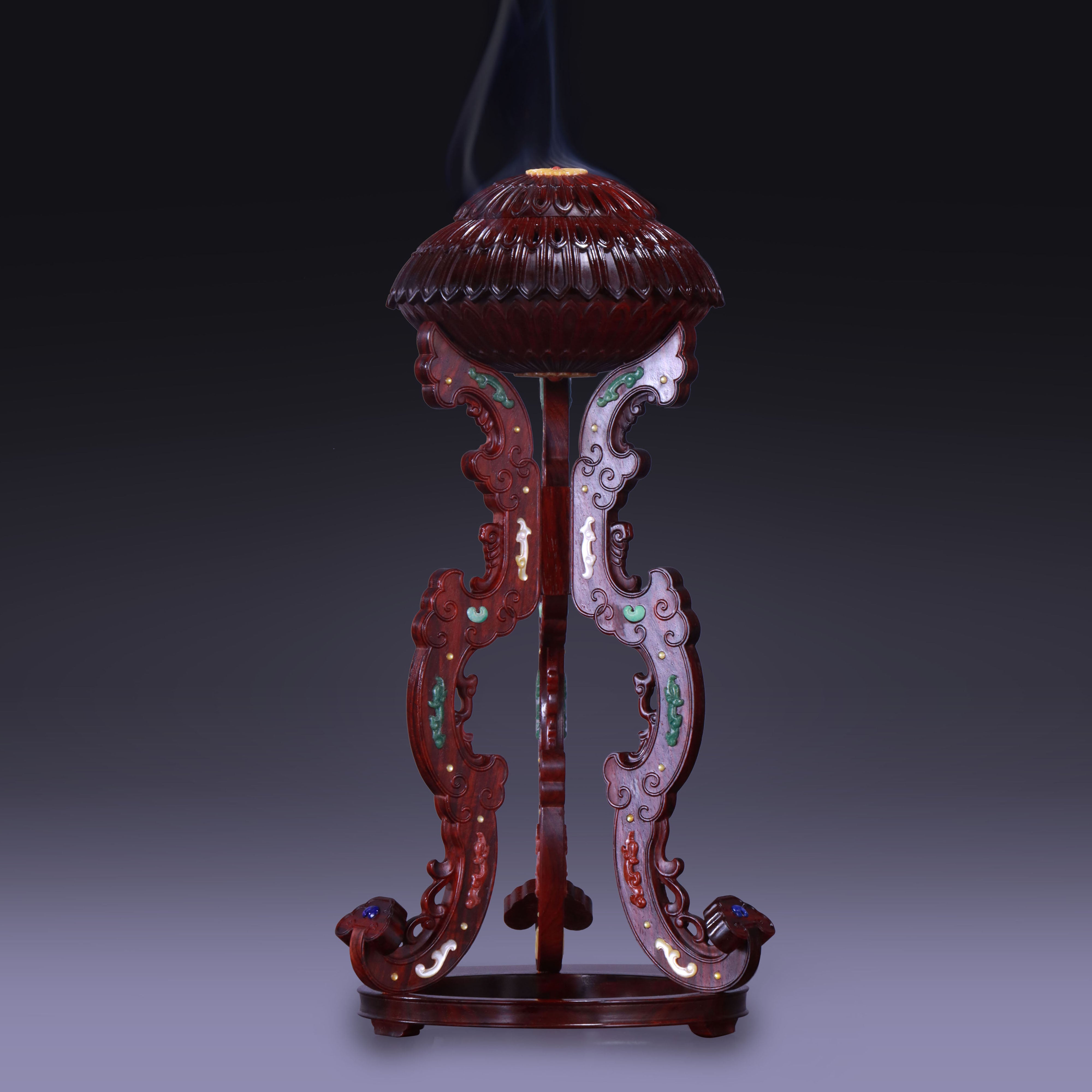 Small-leaf sandalwood incense burner inlaid with kui-phoenix patterns and chrysanthemum petal design