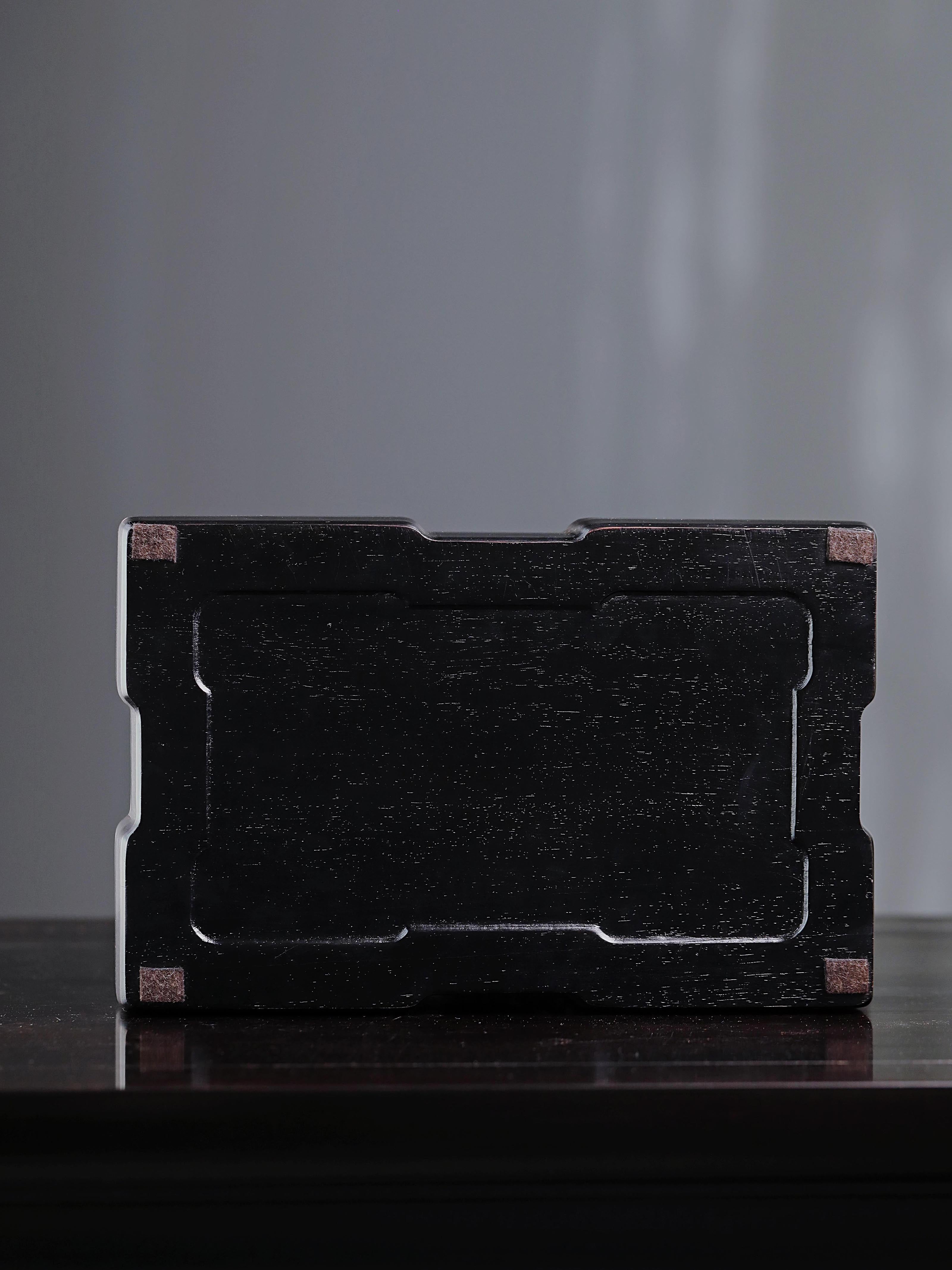 Purple sandalwood stationery box inlaid with floral and bird patterns