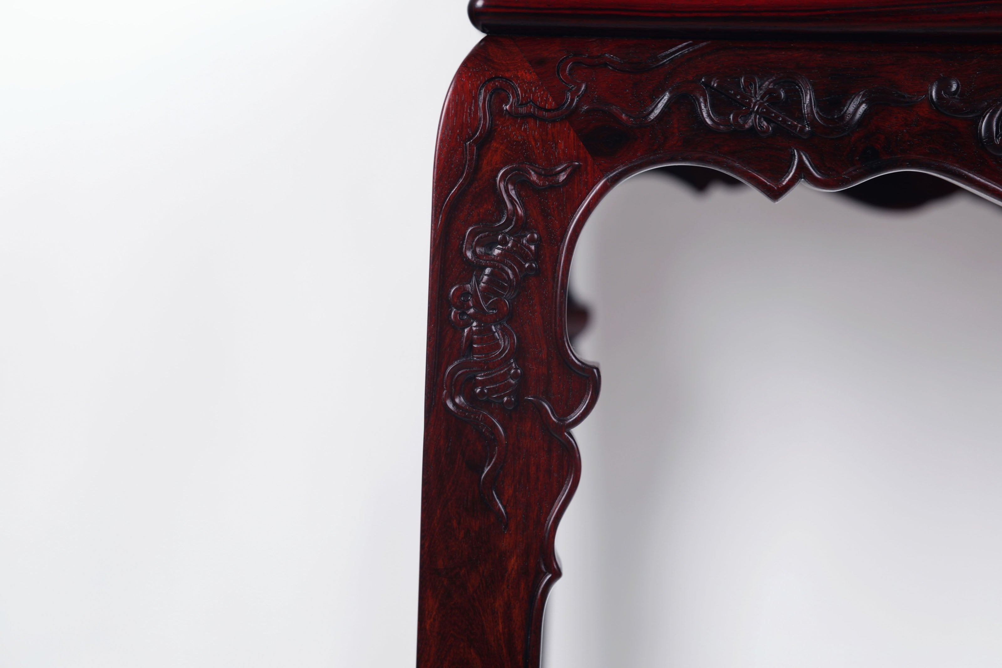 Hidden Eight Immortals Pattern Flower Stand