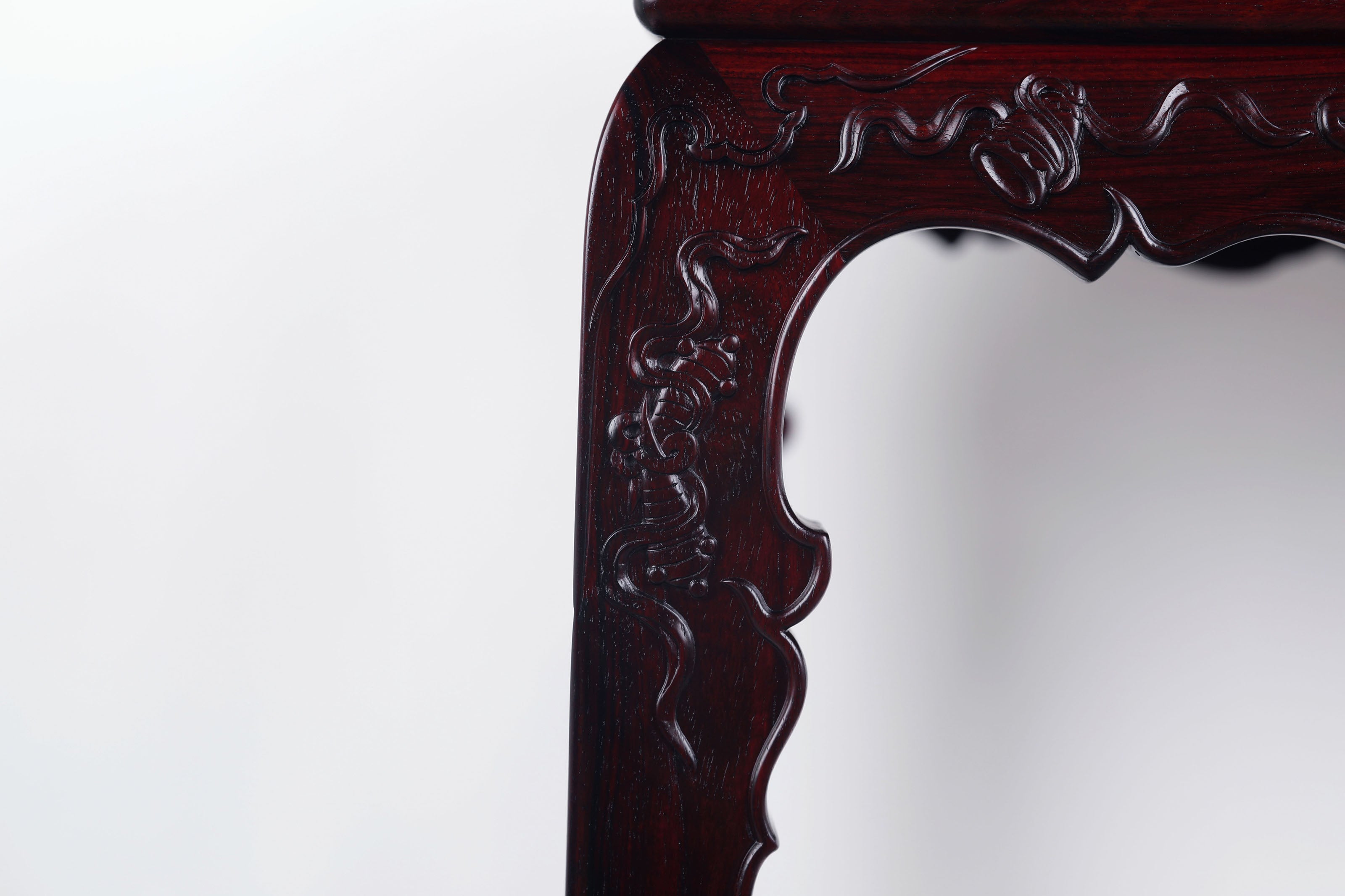 Hidden Eight Immortals Pattern Flower Stand