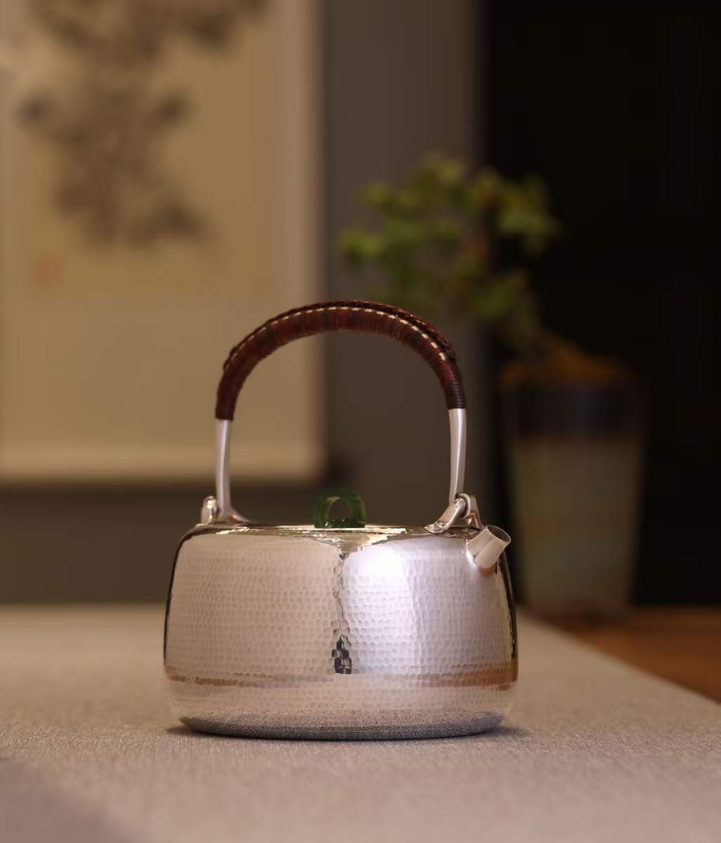 Kitamura Hammer-Patterned Jade Ring