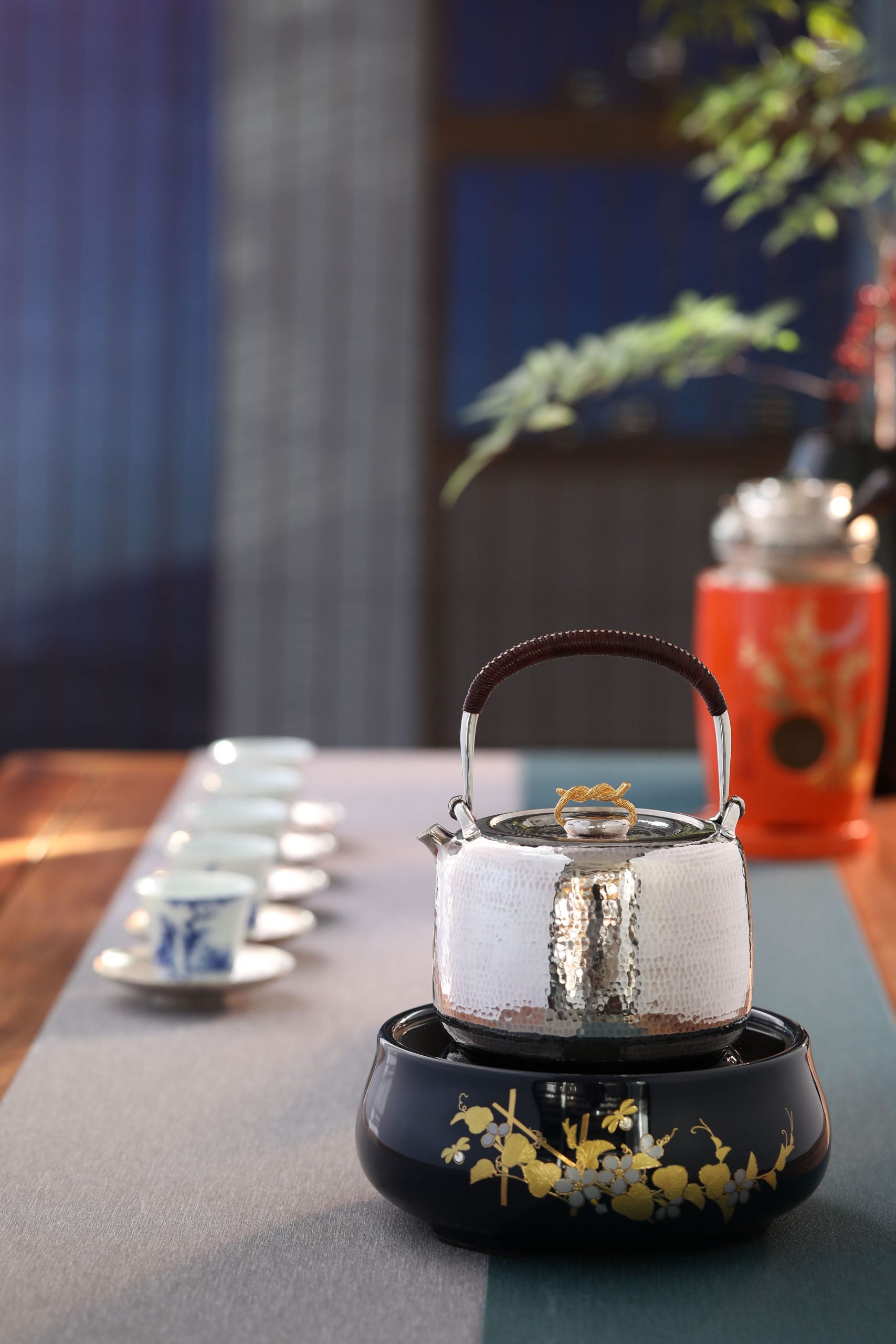 Kitamura gold rattan hammered silver pot