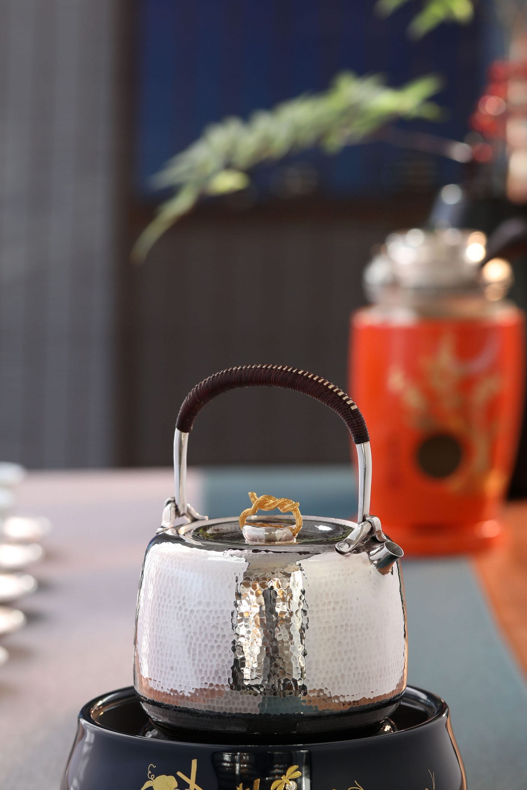 Kitamura gold rattan hammered silver pot