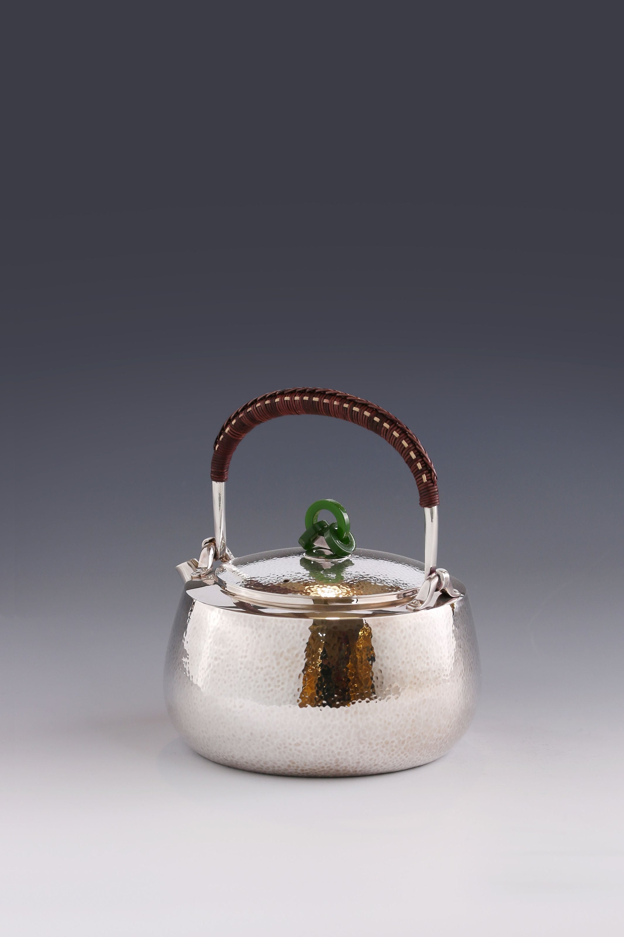 Kitamura Kissing I Jade Ring