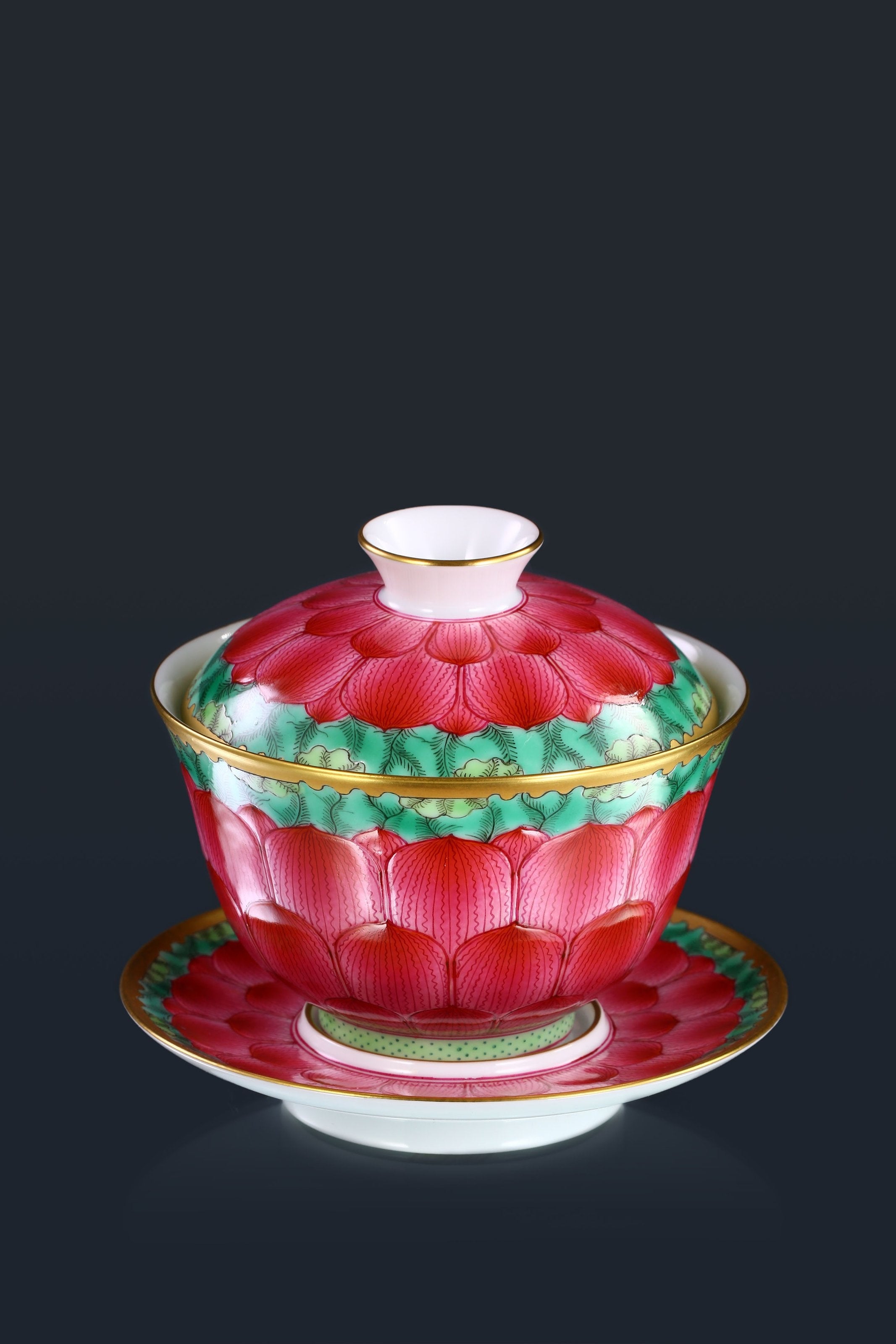 Dayazhai Jade Lotus Pattern Famille Rose Covered Bowl and Tea Cup