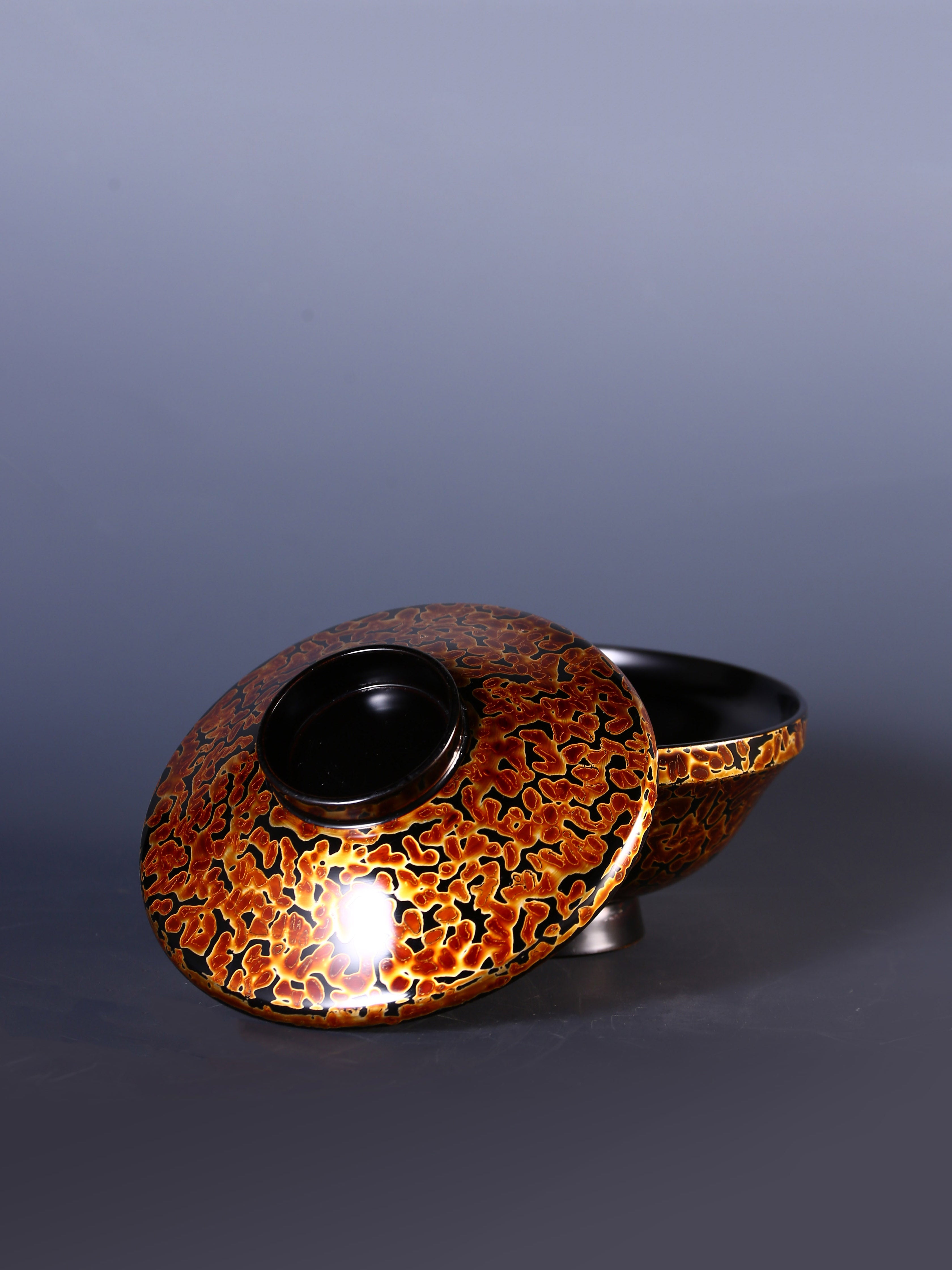 Pineapple lacquer covered bowl, 1963 (Showa 37)