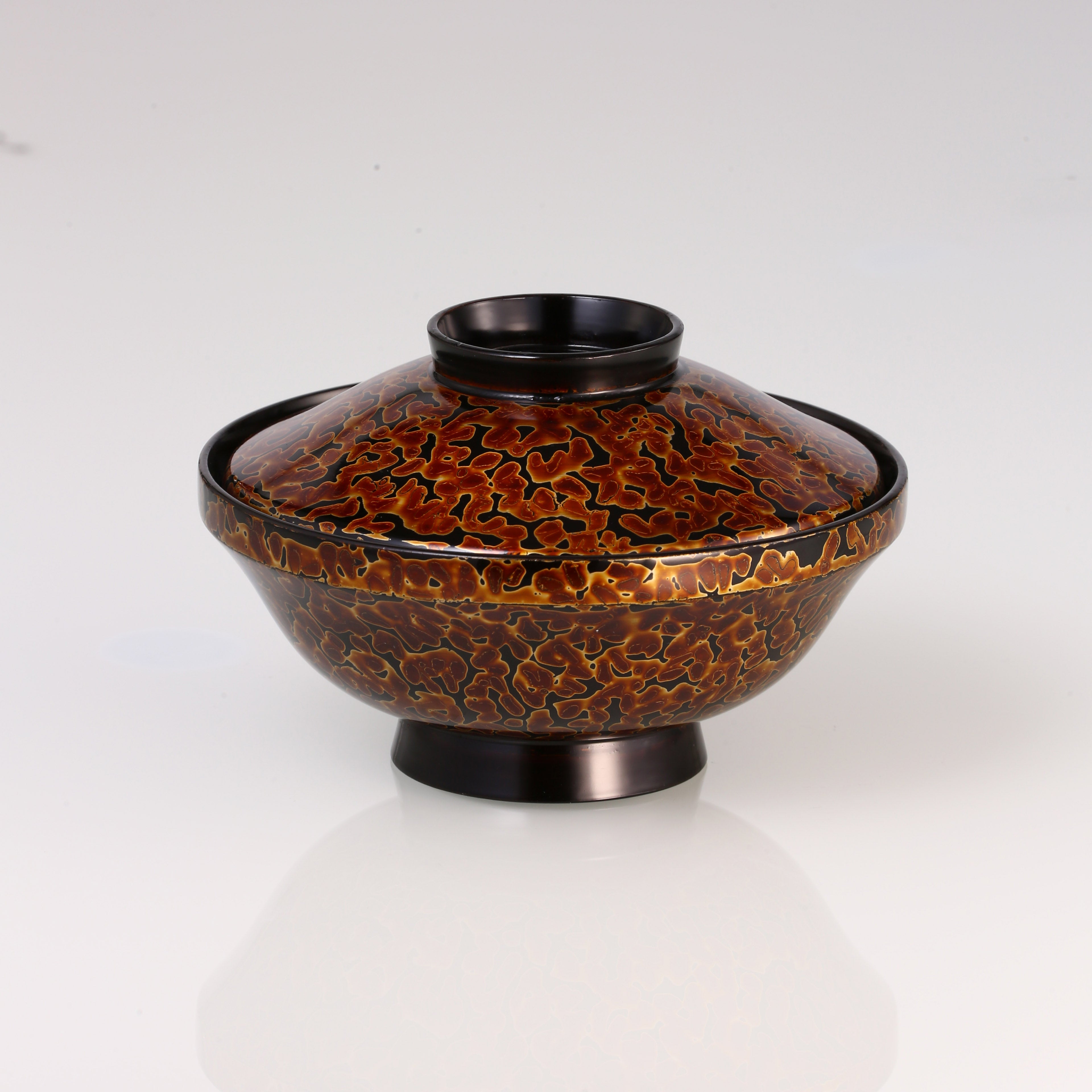 Pineapple lacquer covered bowl, 1963 (Showa 37)