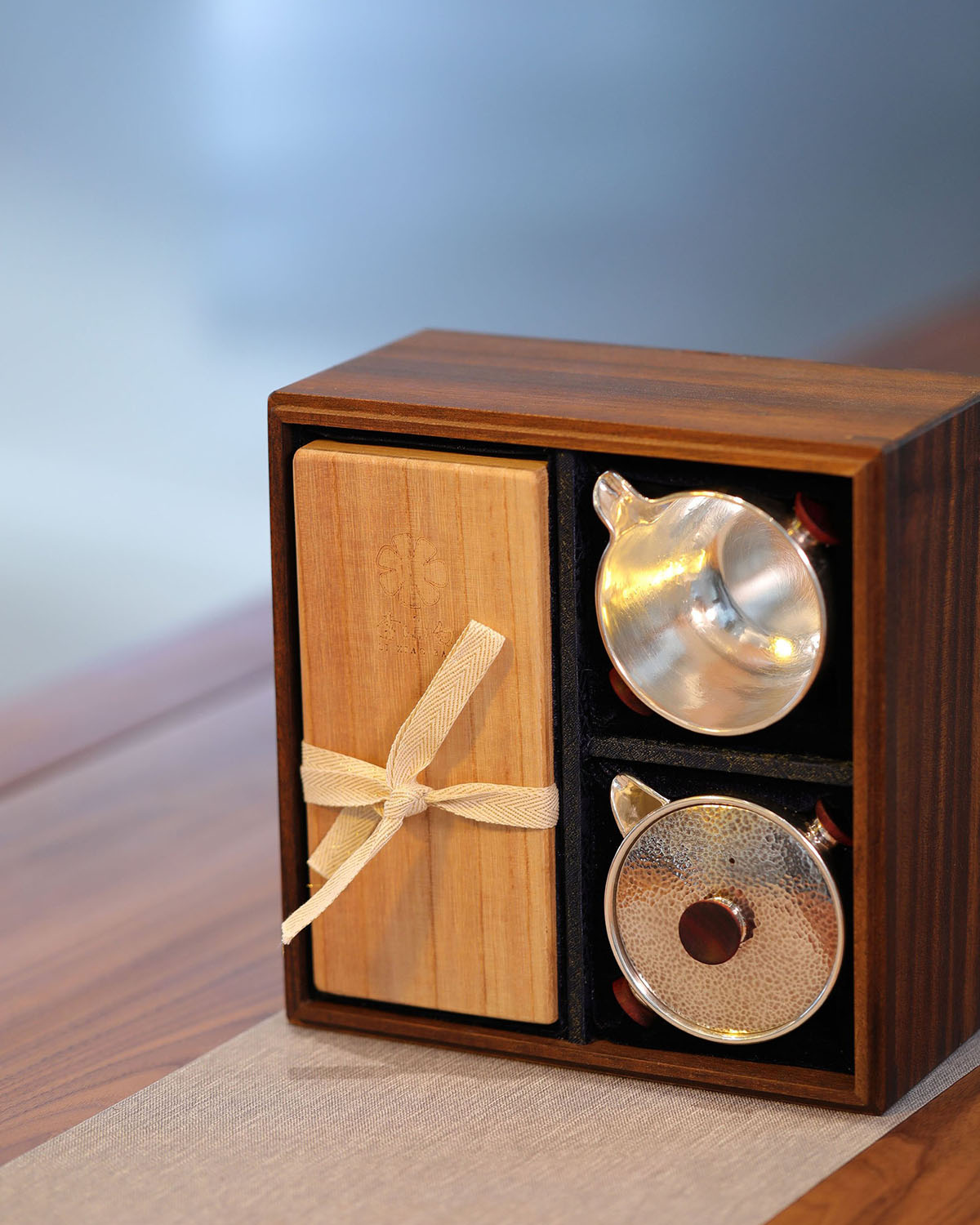 Long-lasting companionship