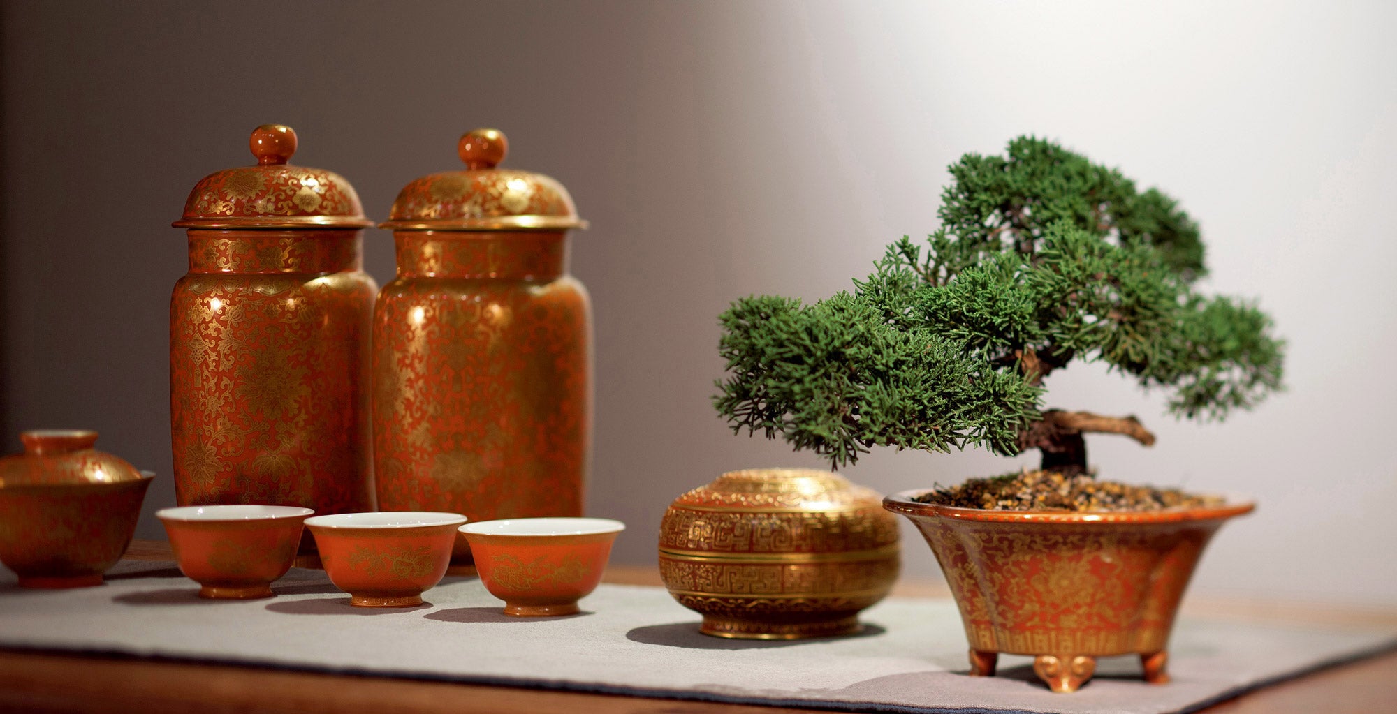 Iron-red tea warehouse