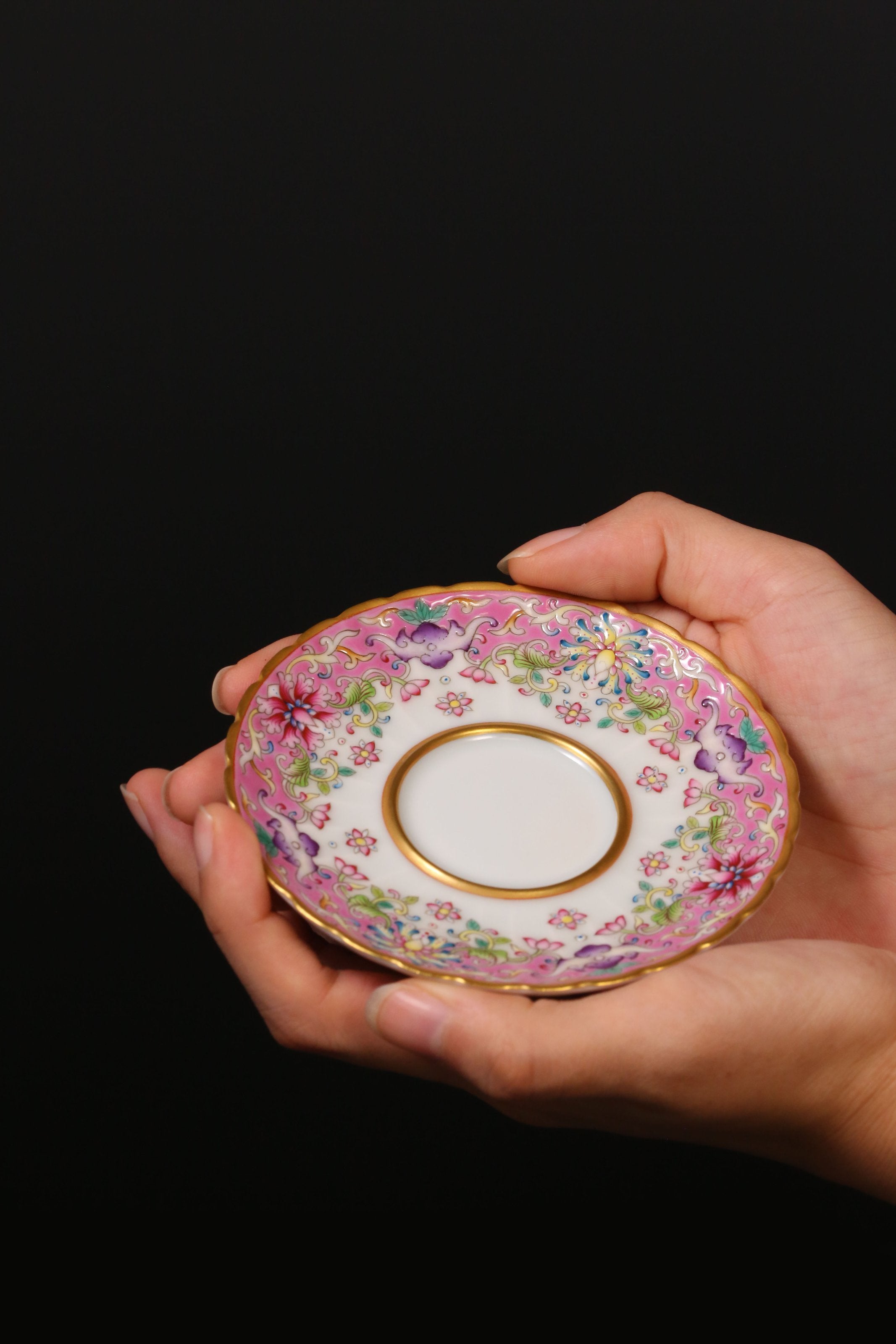 Dayazhai Lotus and Chrysanthemum Petal Cup