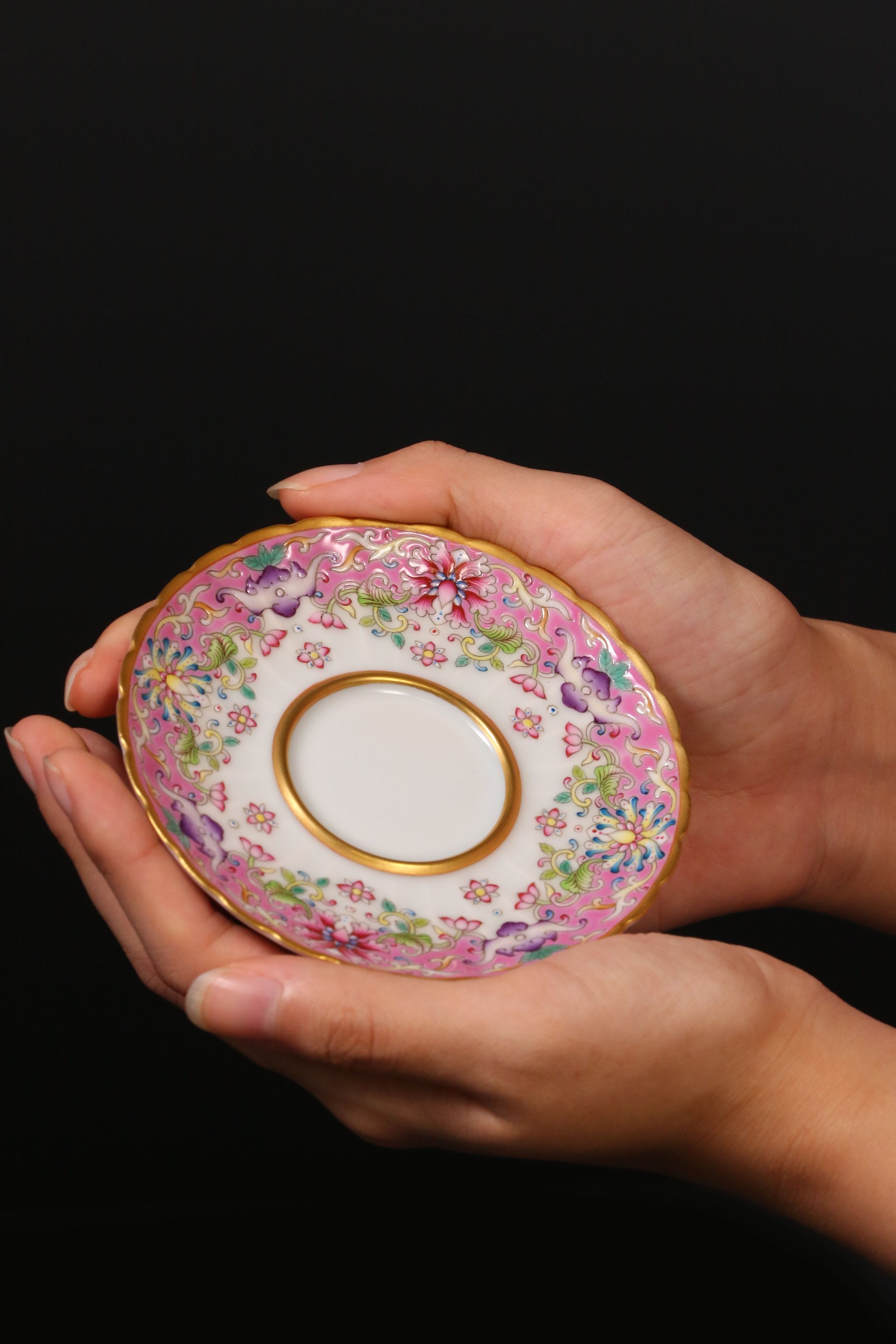 Dayazhai Lotus and Chrysanthemum Petal Cup