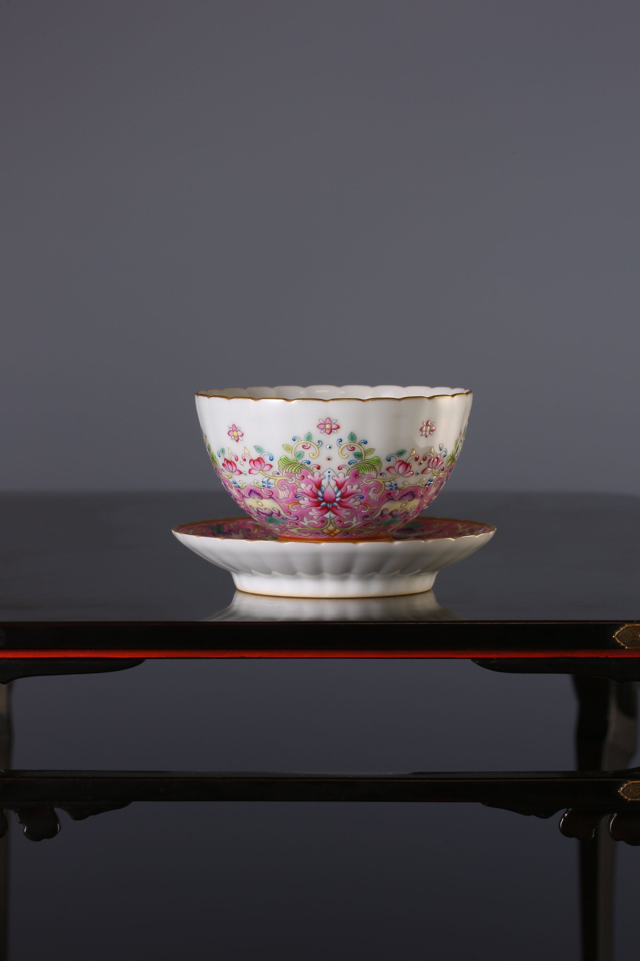 Dayazhai Lotus and Chrysanthemum Petal Cup