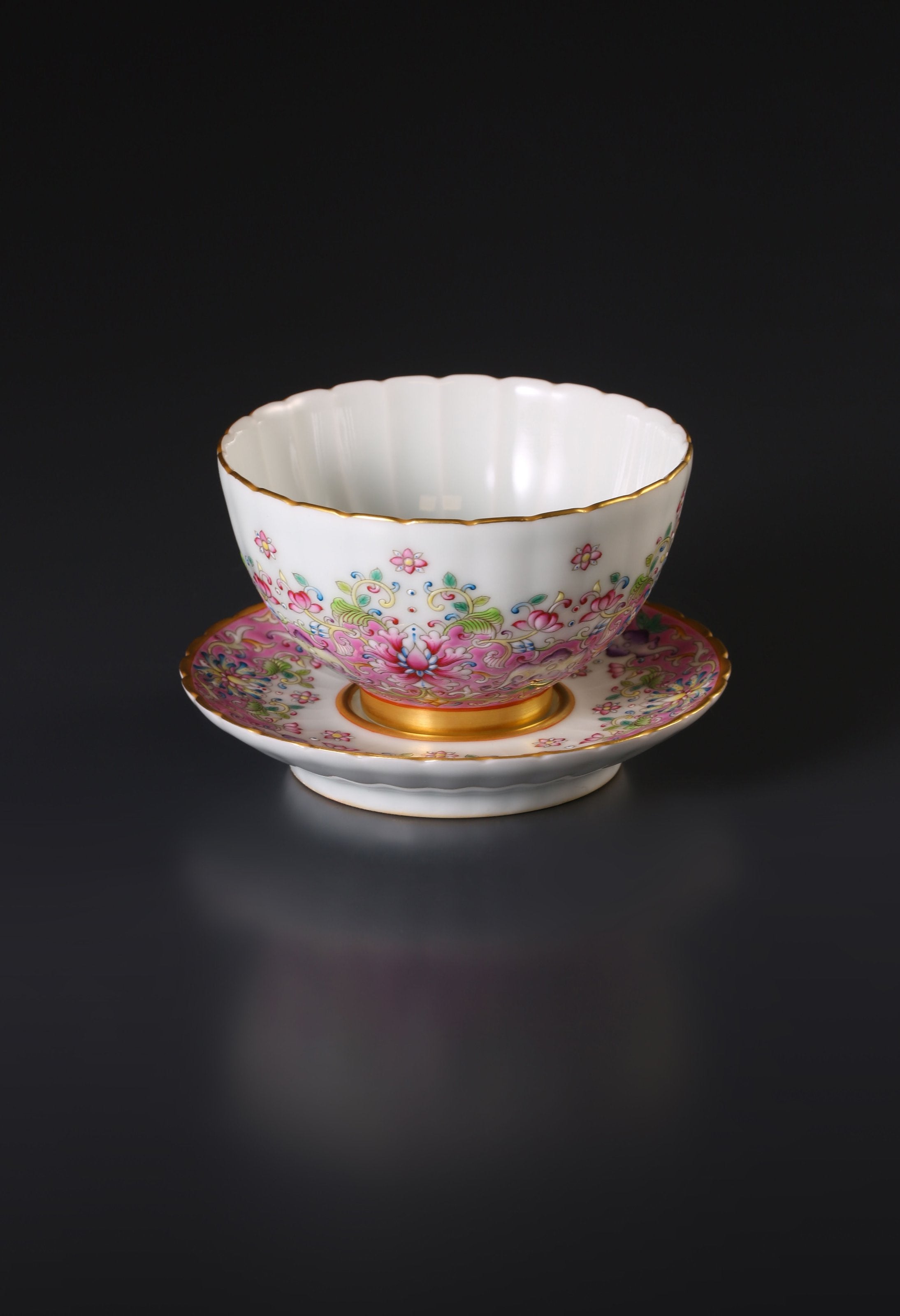 Dayazhai Lotus and Chrysanthemum Petal Cup