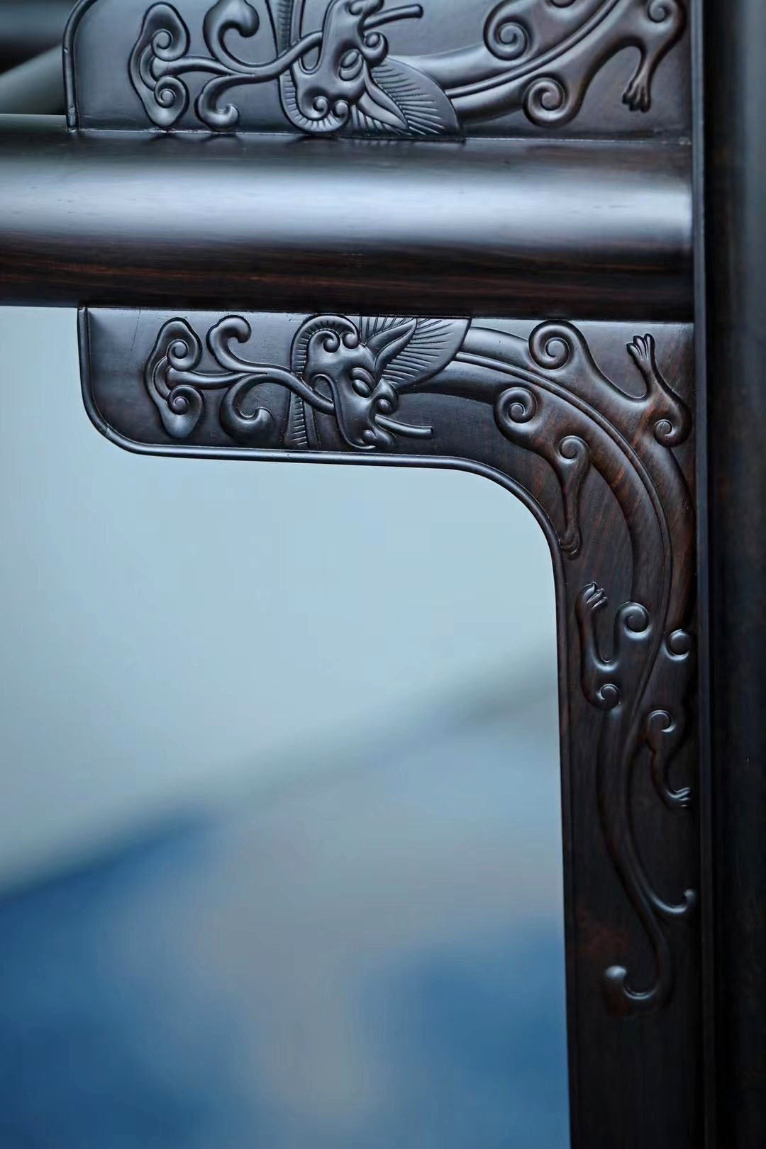 Purple sandalwood flat-top table with mortise and tenon joints and dragon design