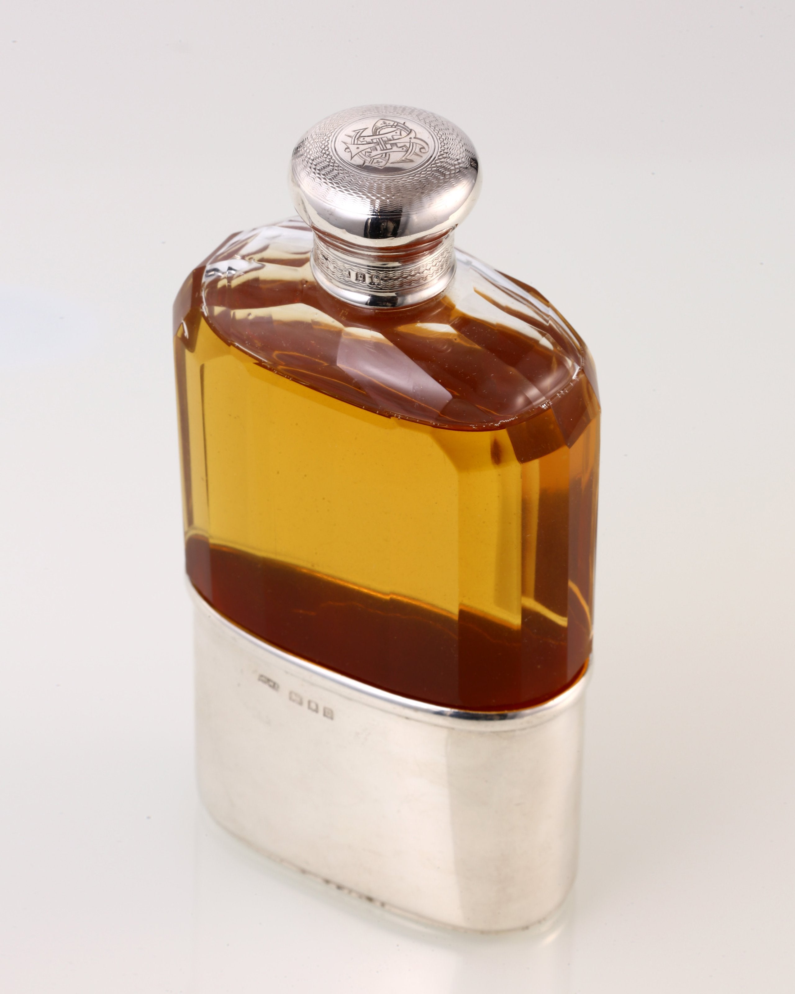 1918 British sterling silver gilt flask