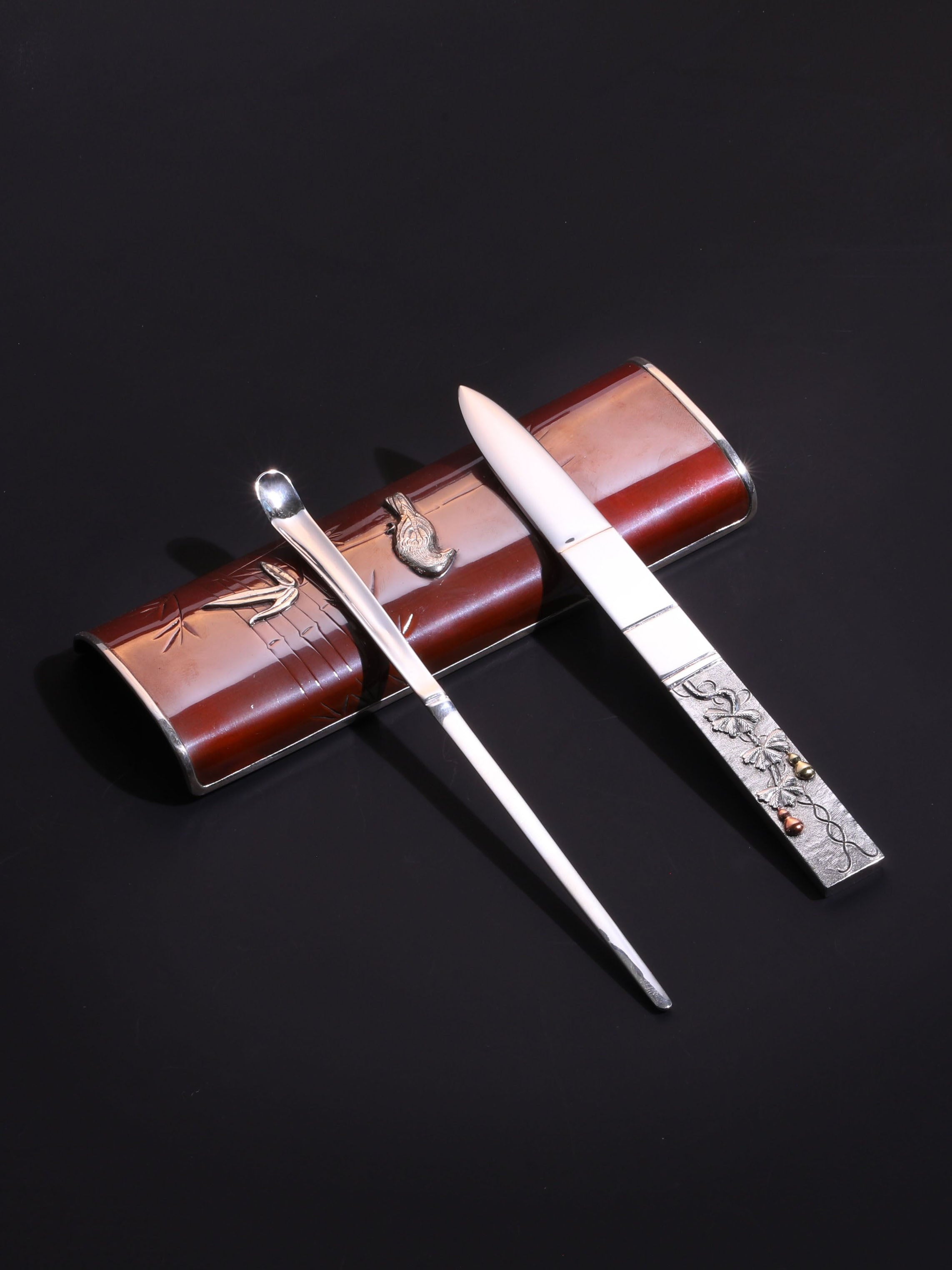 Gold and silver inlaid tea knife | tea pick