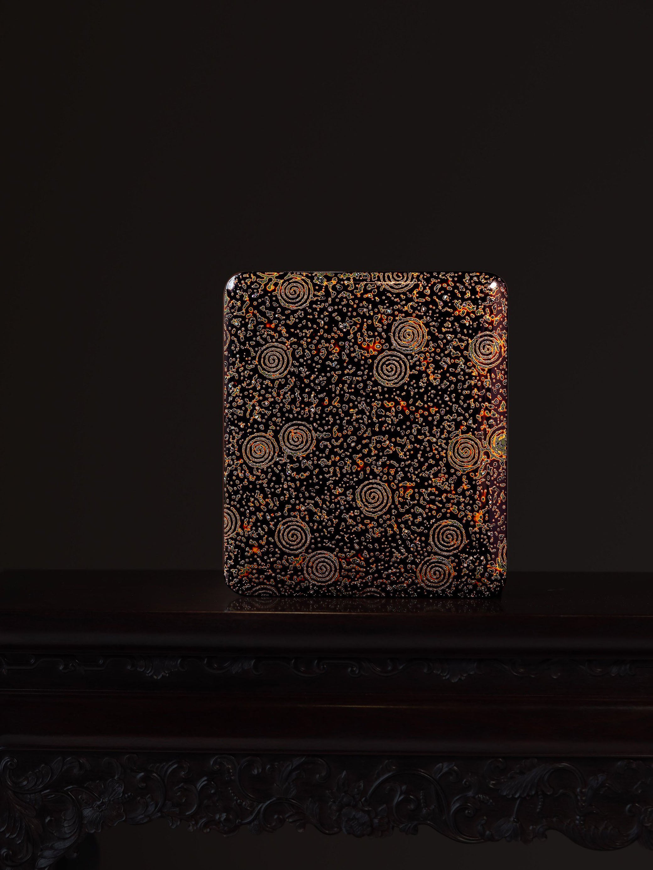 Japanese Tsugaru lacquer (pineapple lacquer) tea box