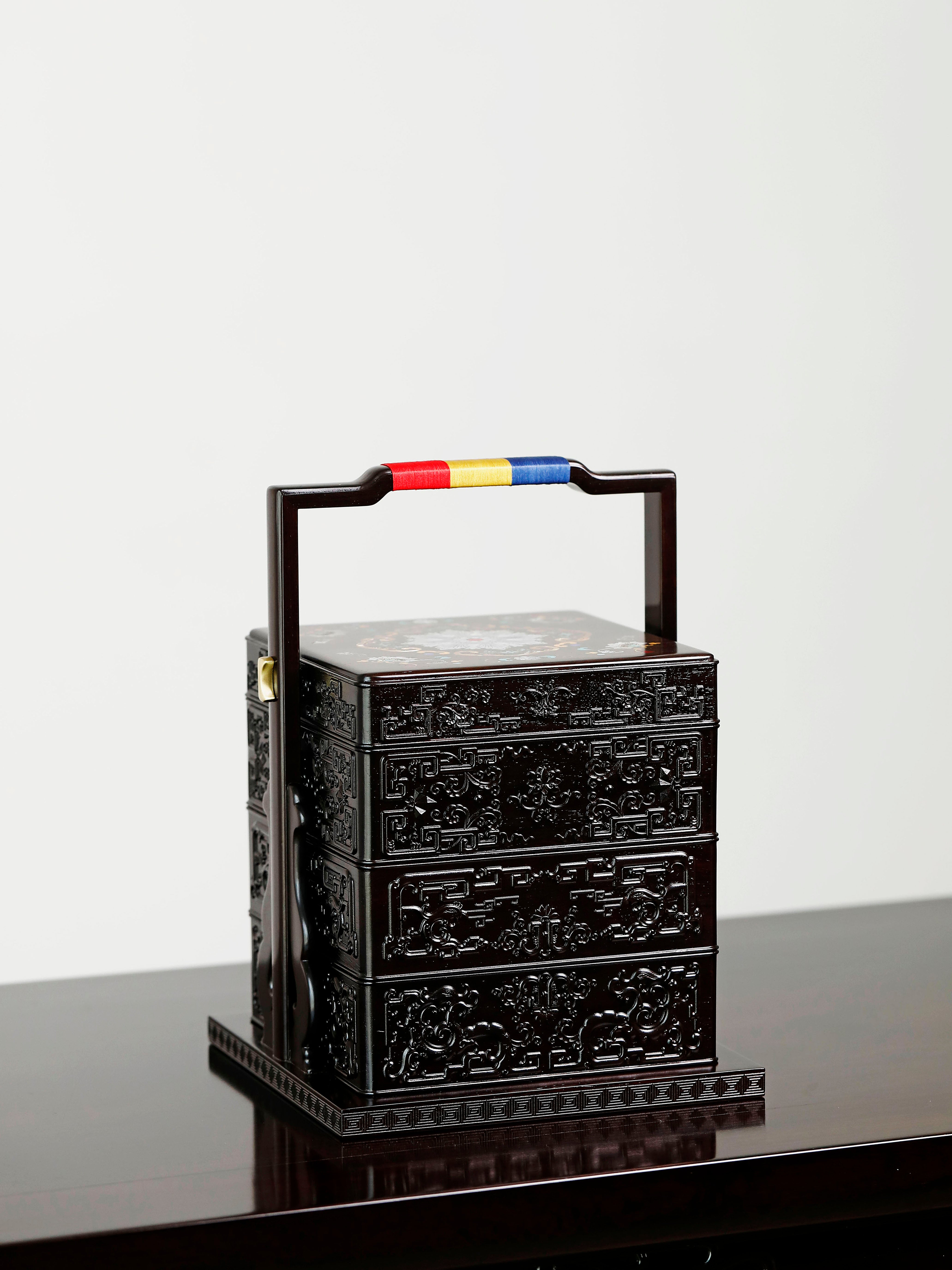 Purple sandalwood square box inlaid with mother-of-pearl and passionflower design