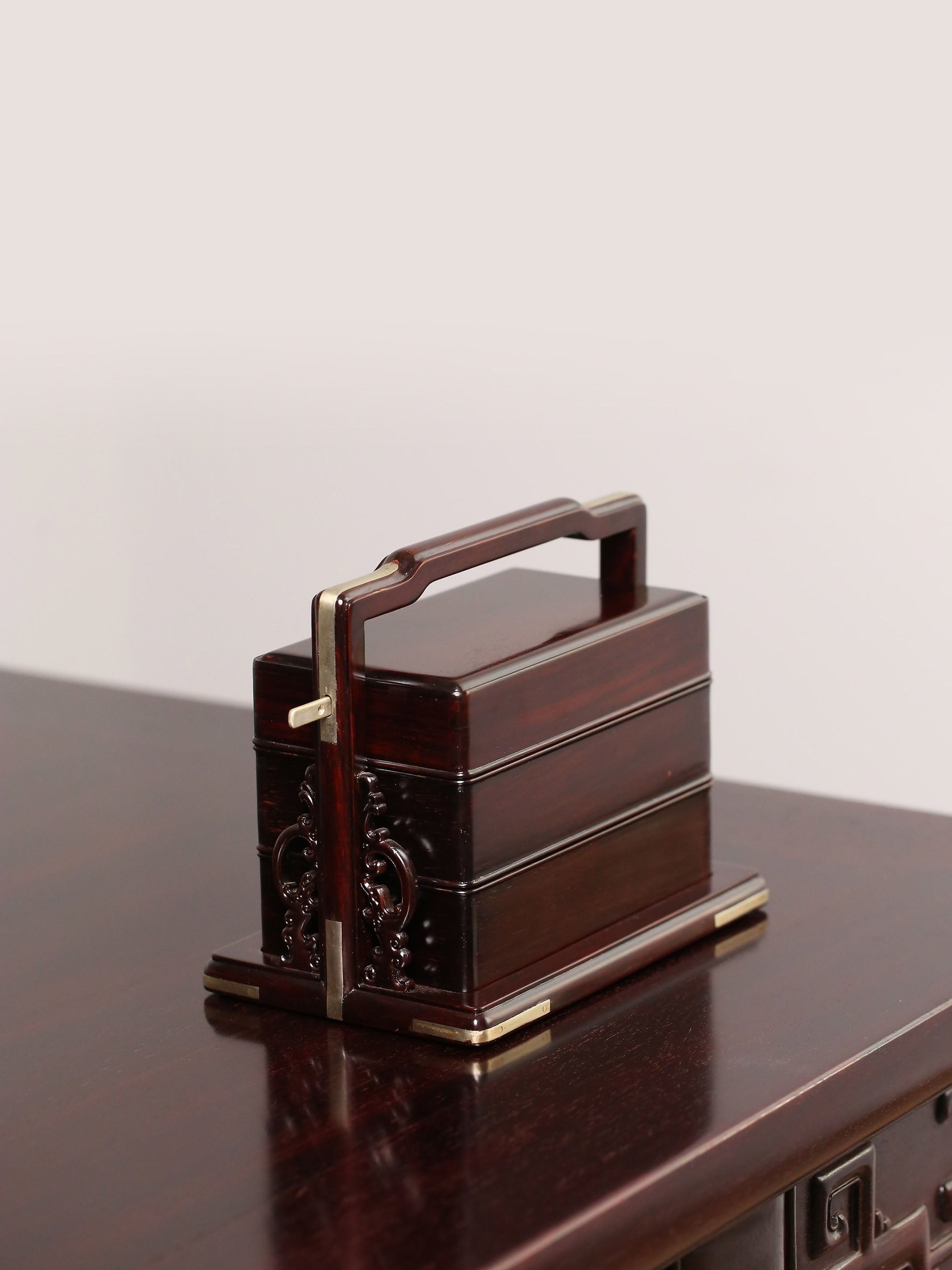 Double-layered red sandalwood carrying box
