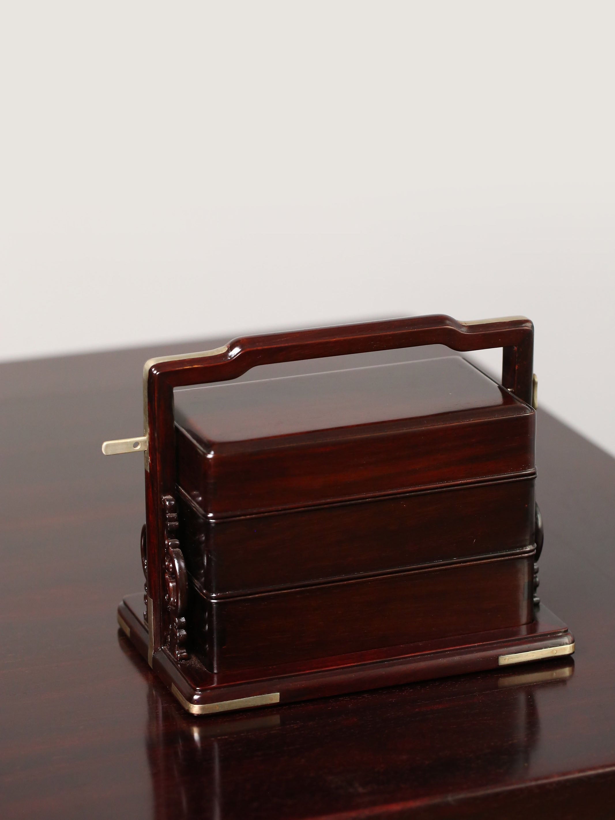 Double-layered red sandalwood carrying box