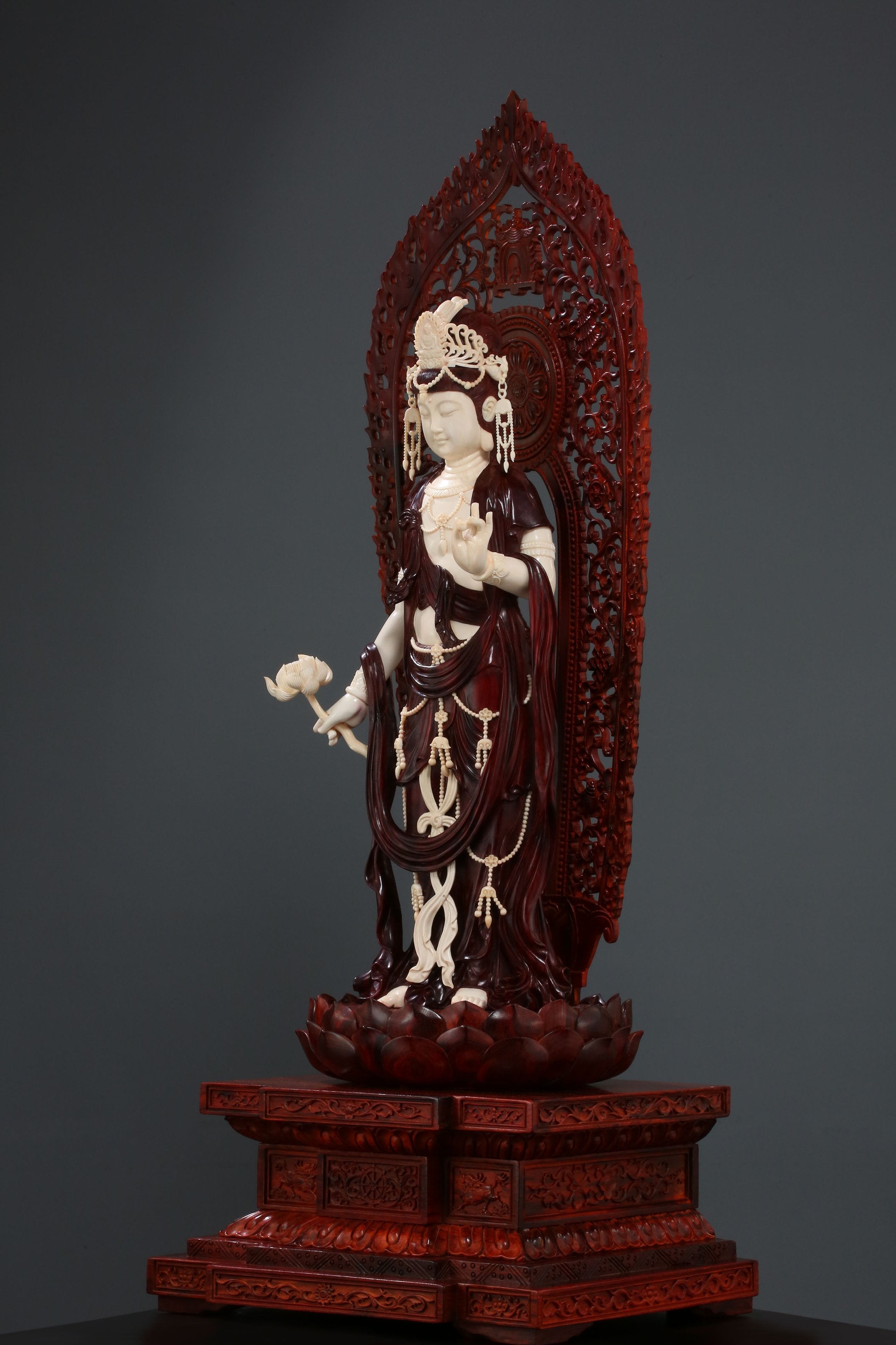 Mahasthamaprapta Bodhisattva