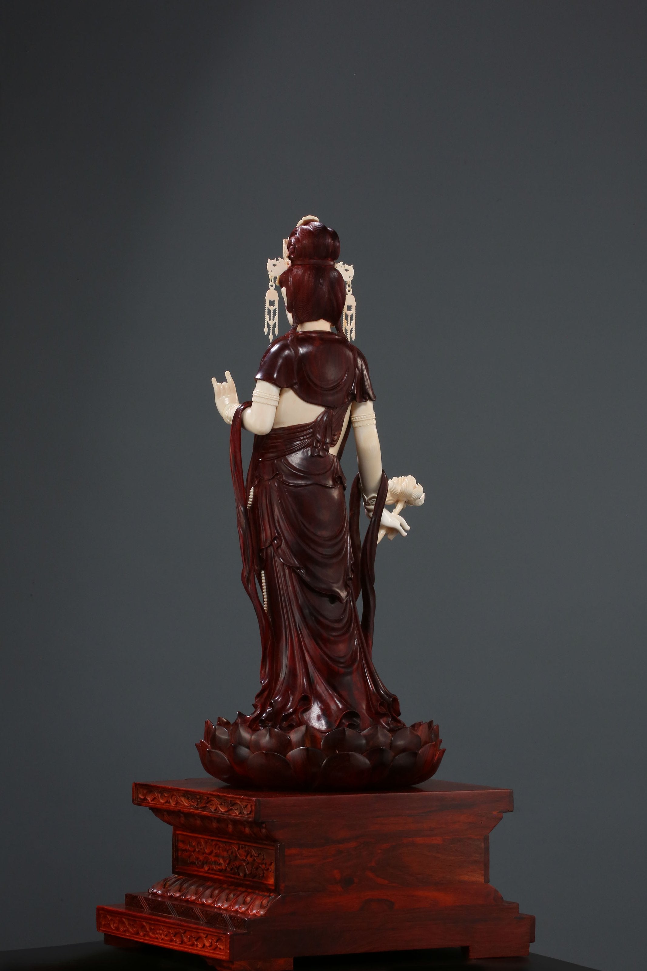 Mahasthamaprapta Bodhisattva