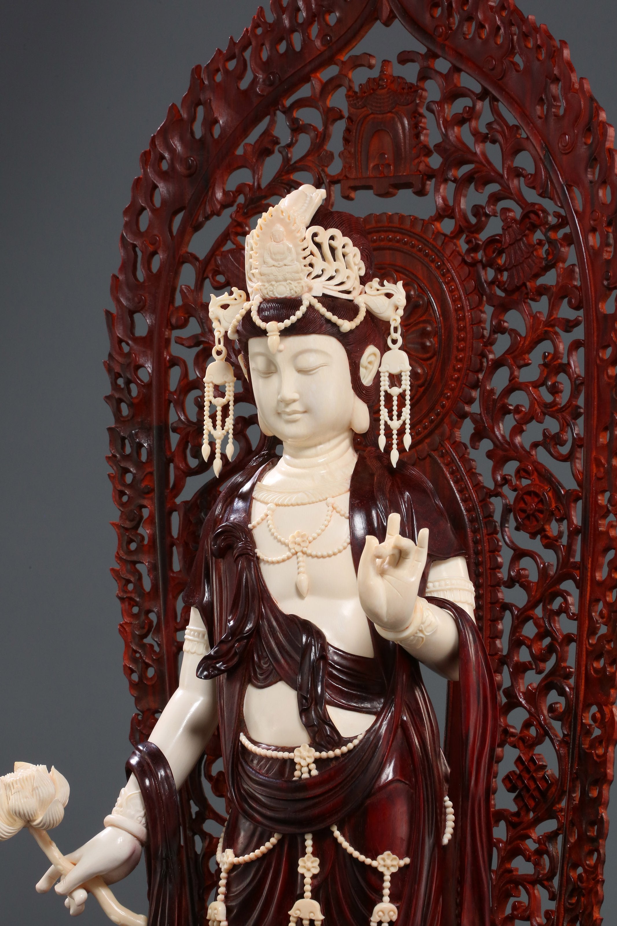 Mahasthamaprapta Bodhisattva