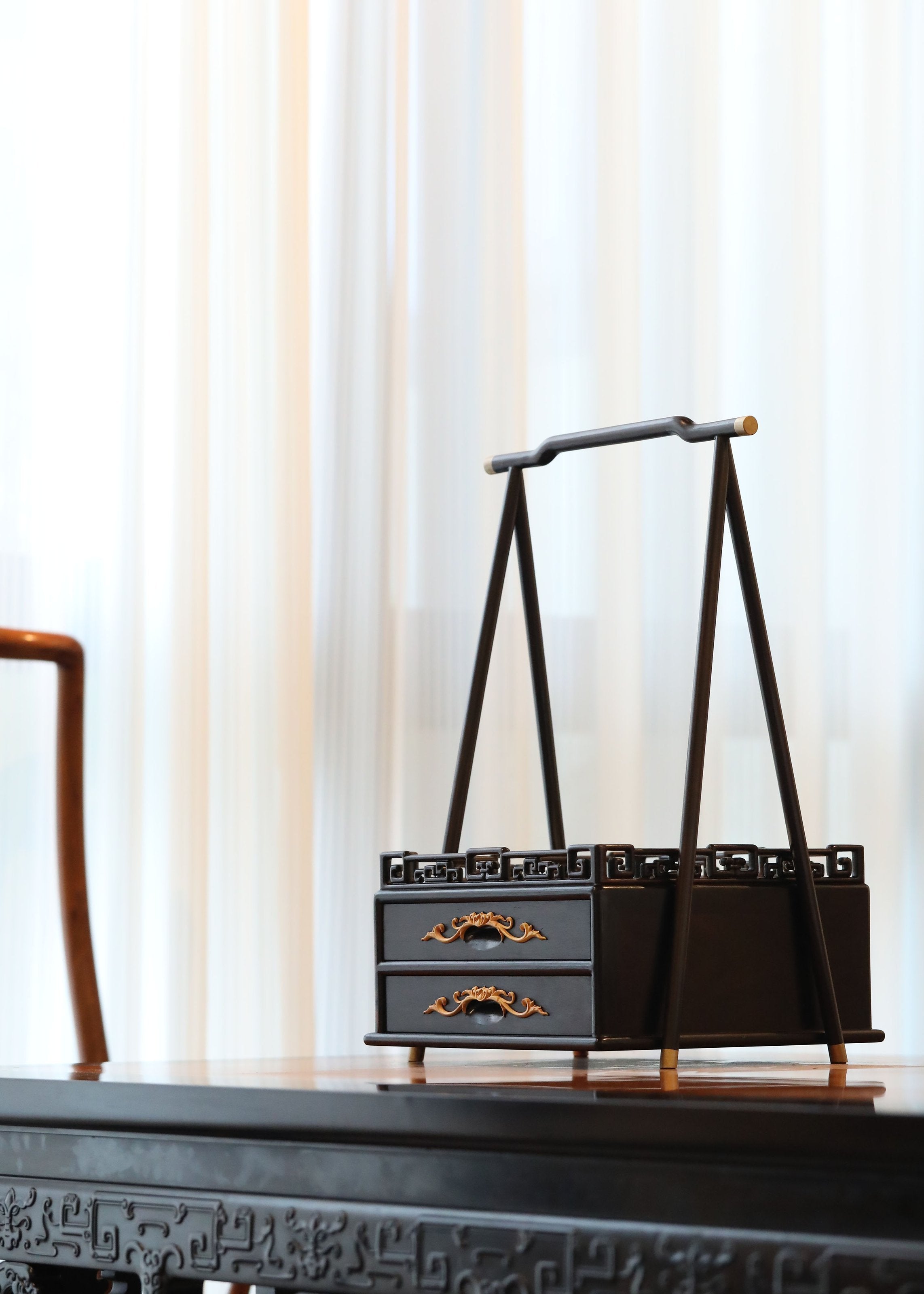 Rosewood Tea Box with Handle