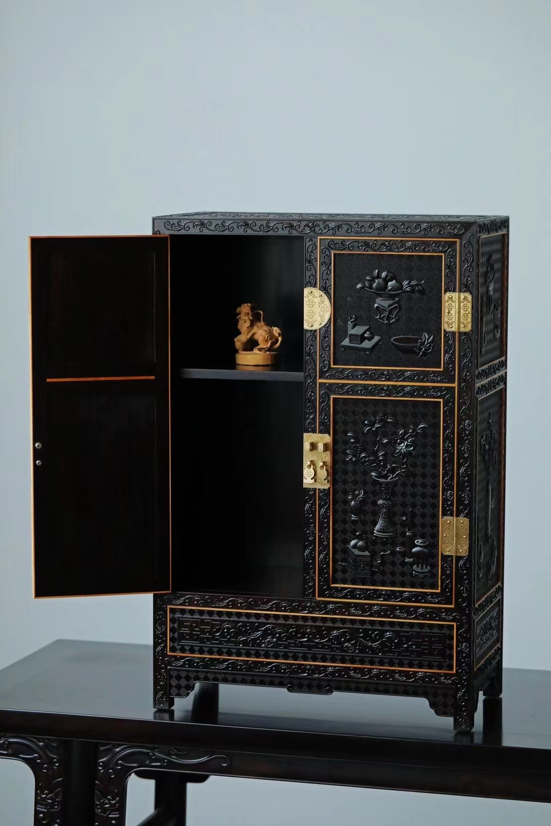 Purple sandalwood carved antique pattern table cabinet