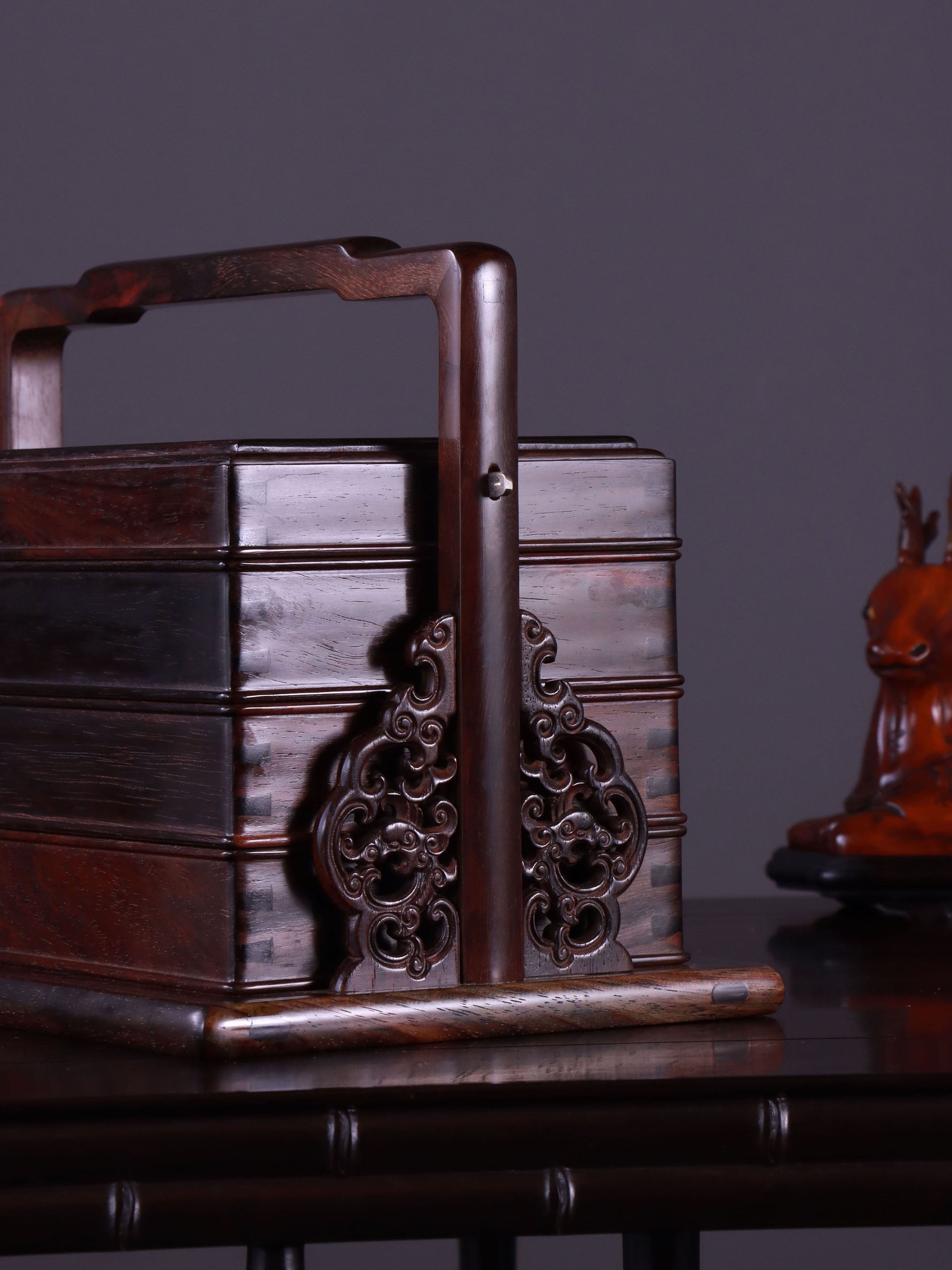 Grandeur Three-Layer Carrying Box