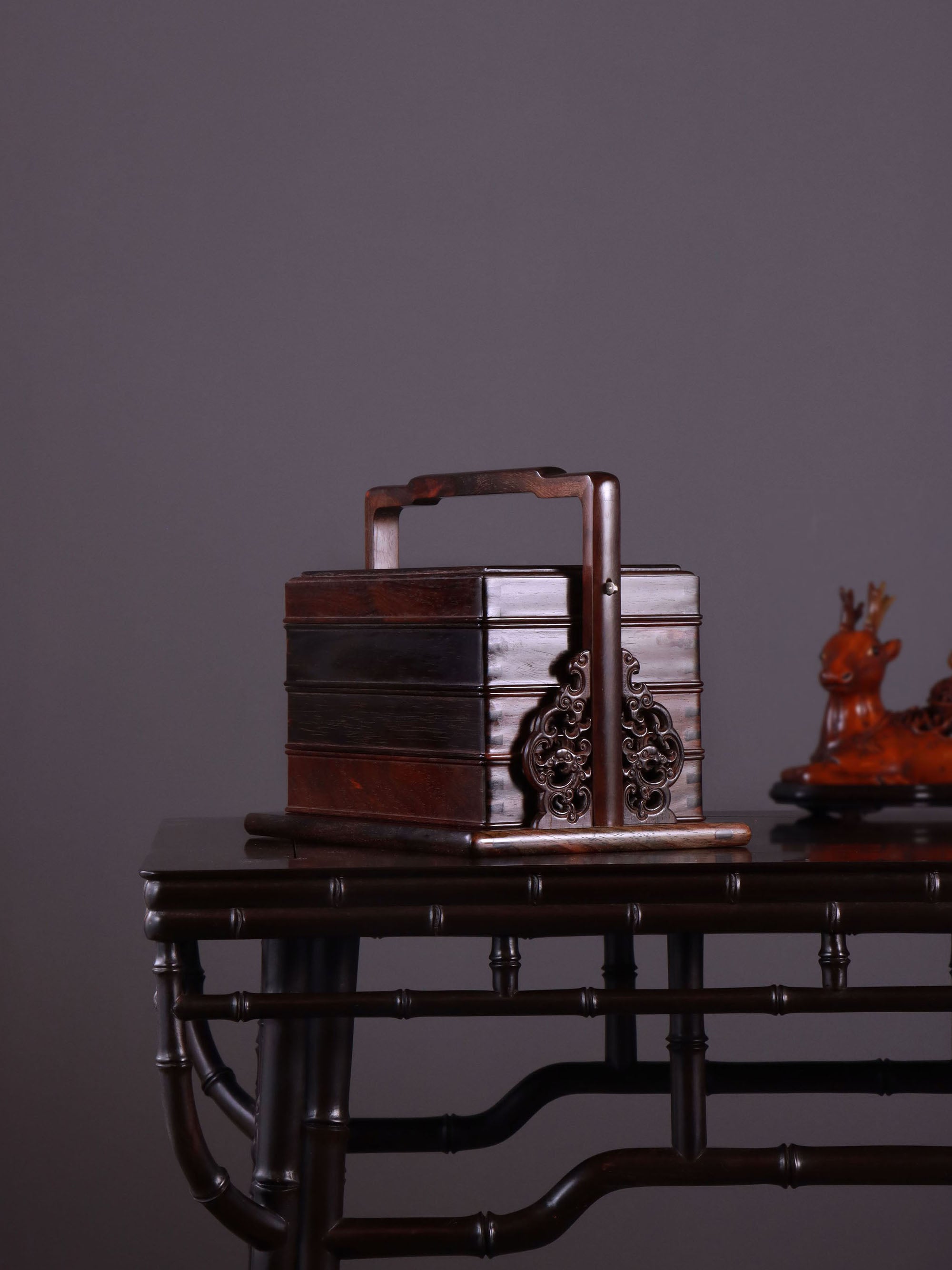 Grandeur Three-Layer Carrying Box