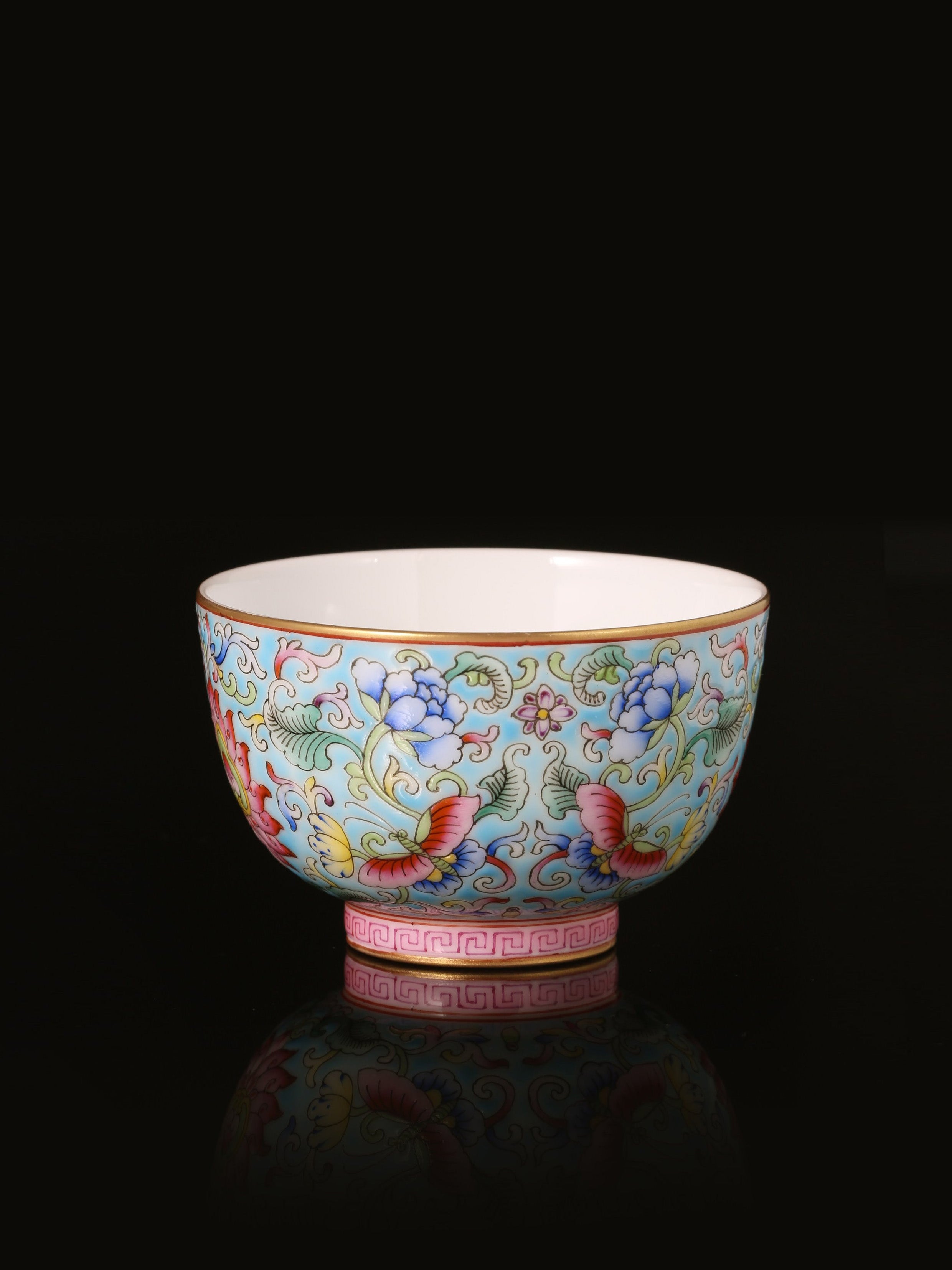 Dayazhai Enamel-Painted Cup with Scrolling Floral and Lotus Design