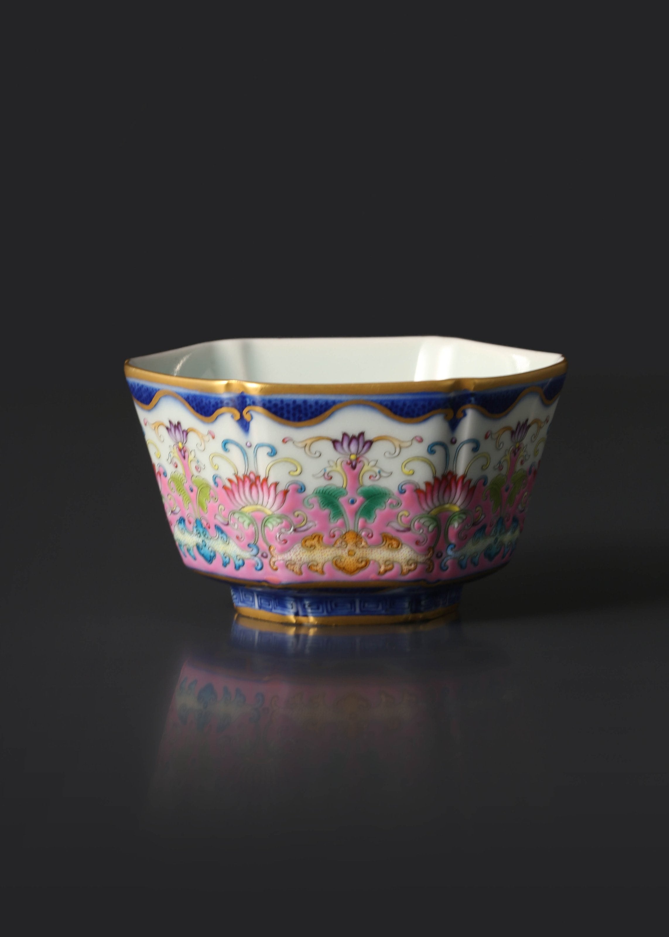Dayazhai Enamel Auspicious Six-Sided Cup