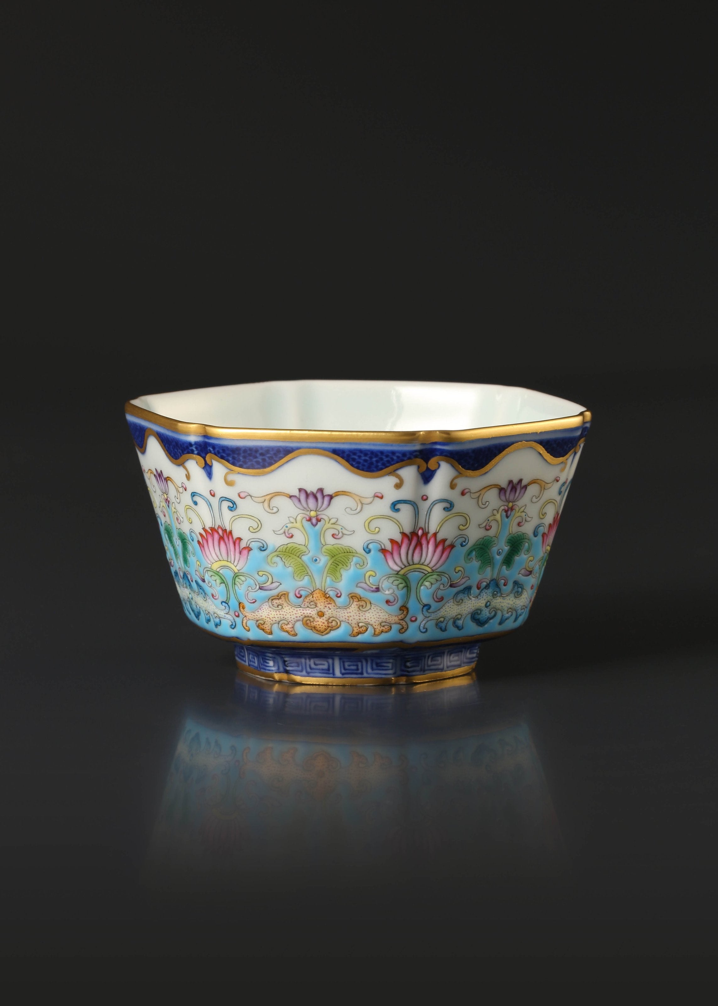 Dayazhai Enamel Auspicious Six-Sided Cup