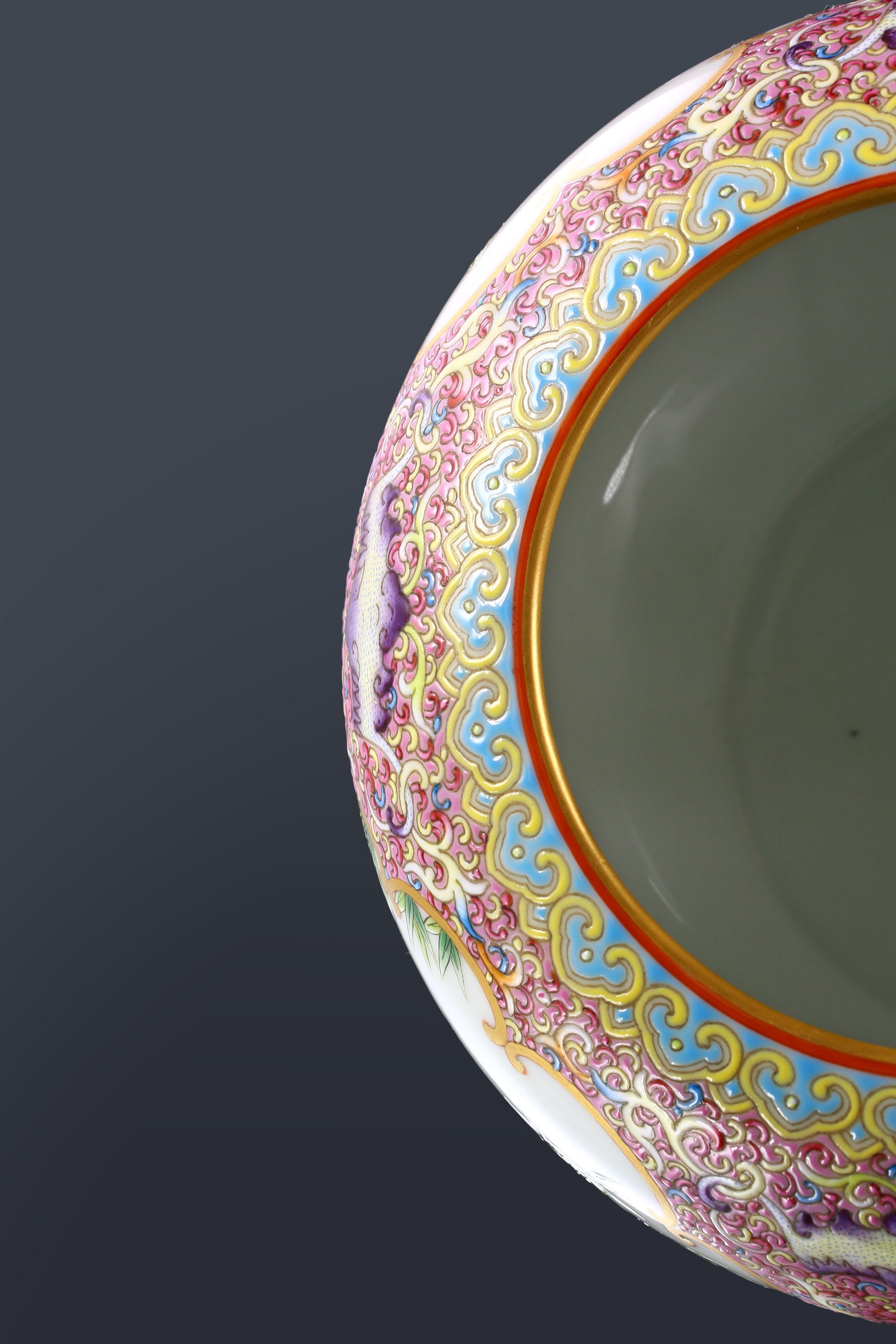 Enamel-painted four-pane window with floral and bird motifs (Jianshui)