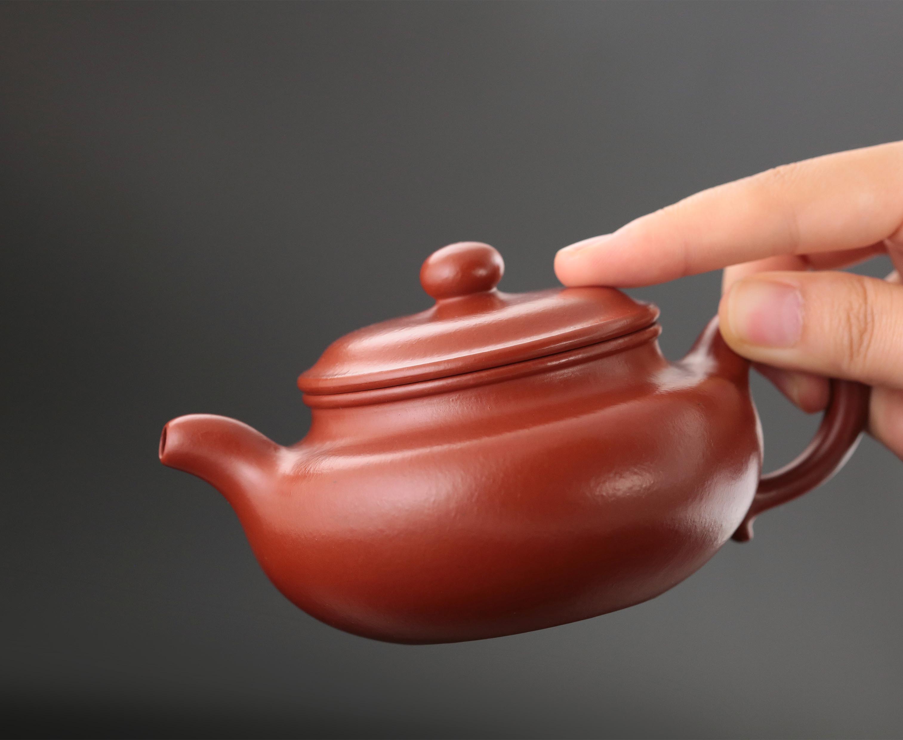 Antique-style teapot