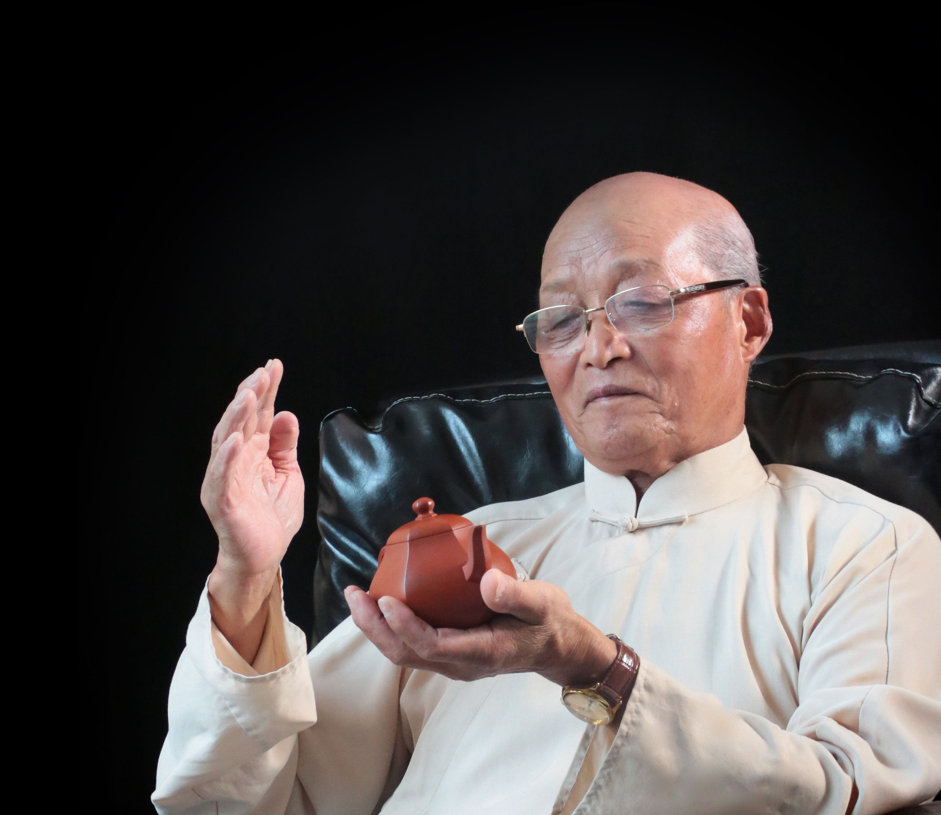 Fang Lipin Huanglongshan Cinnabar Hexagonal Pear-Shaped Red Clay Teapot