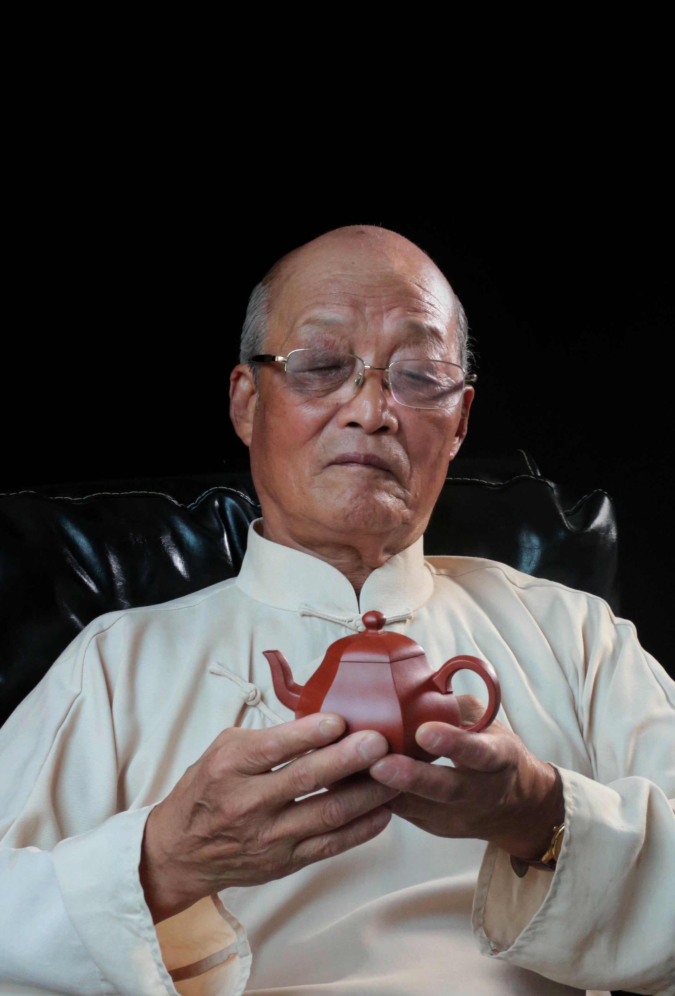 Fang Lipin Huanglongshan Cinnabar Hexagonal Pear-Shaped Red Clay Teapot