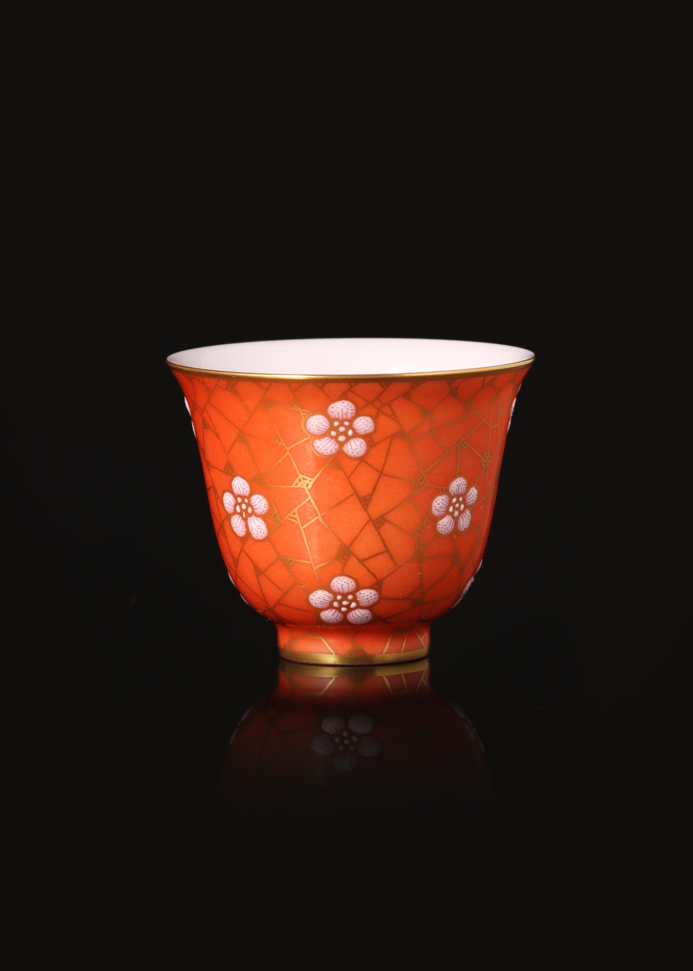 Iron-red and white plum blossom ice pattern tea cup