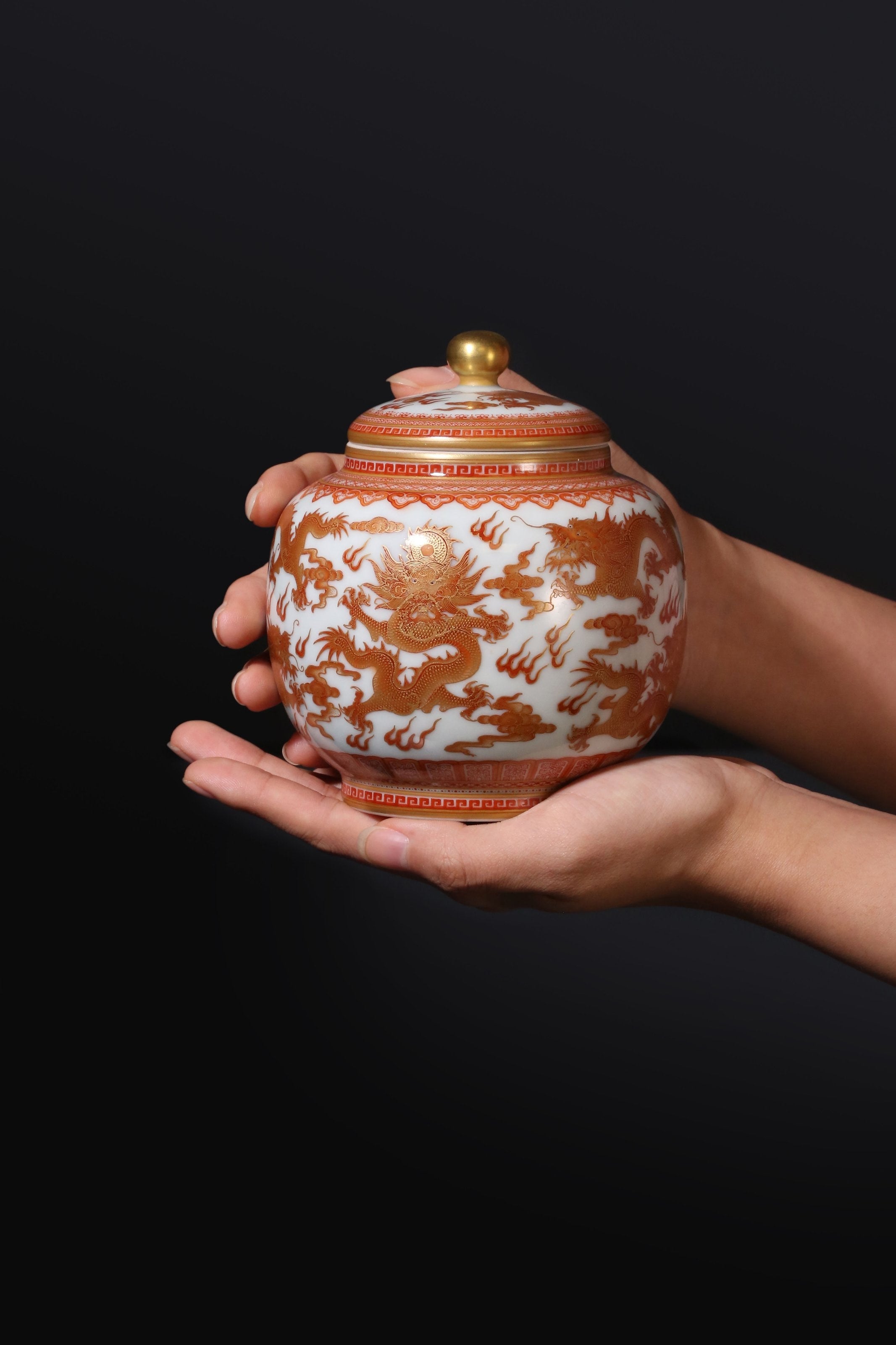 Iron-red Nine Dragons Tea Canister