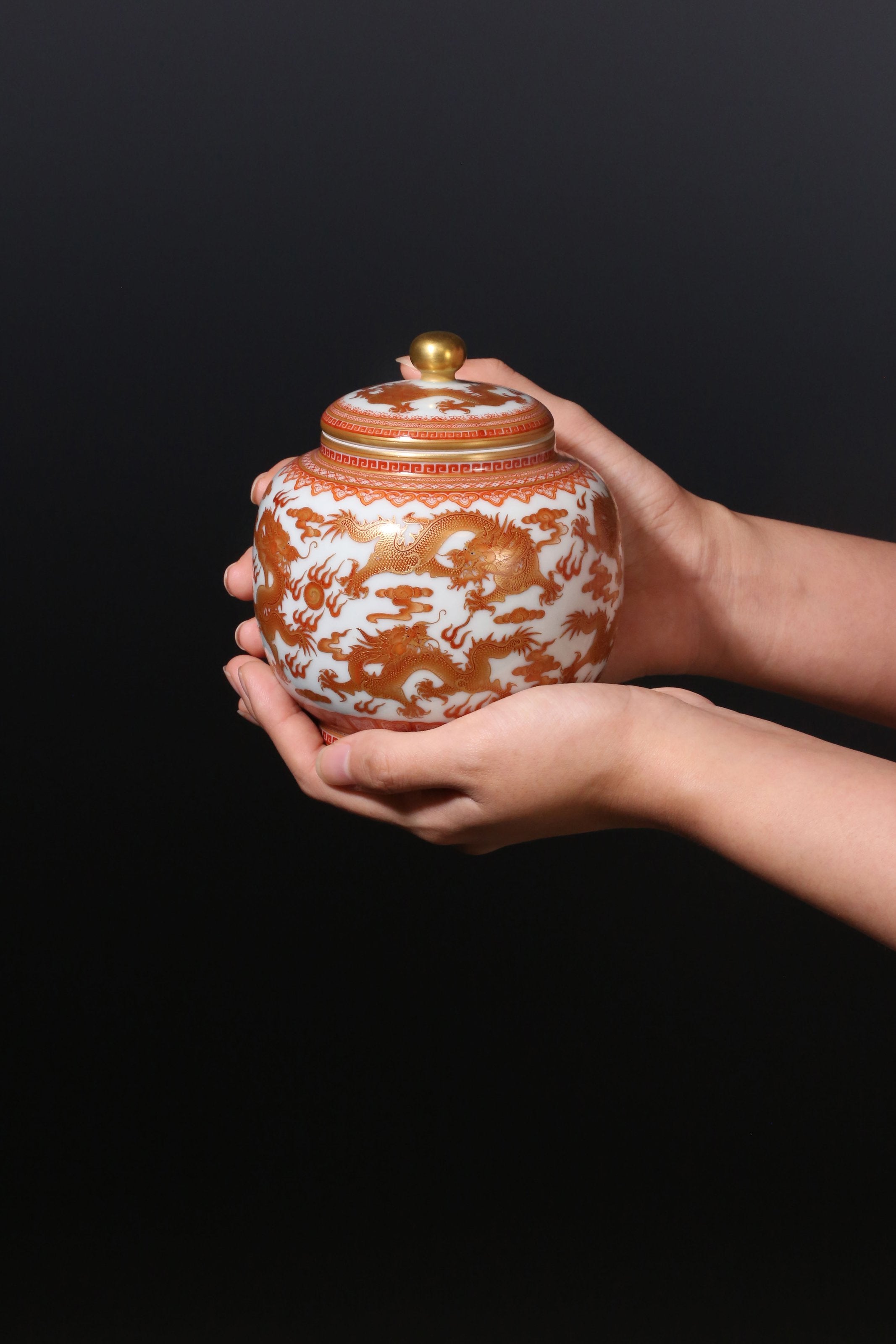 Iron-red Nine Dragons Tea Canister